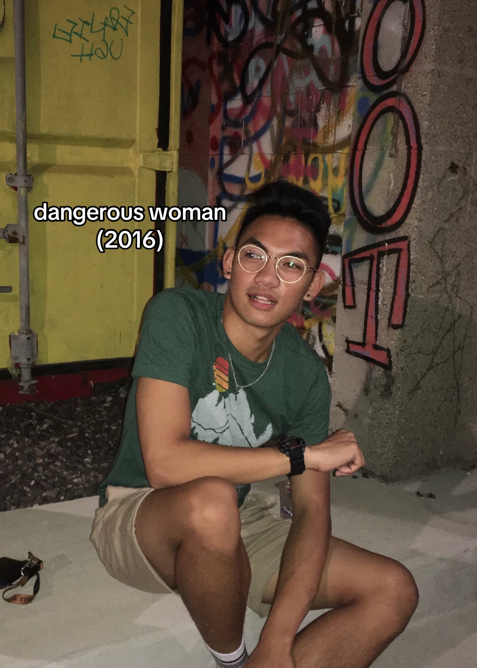 @𝐑