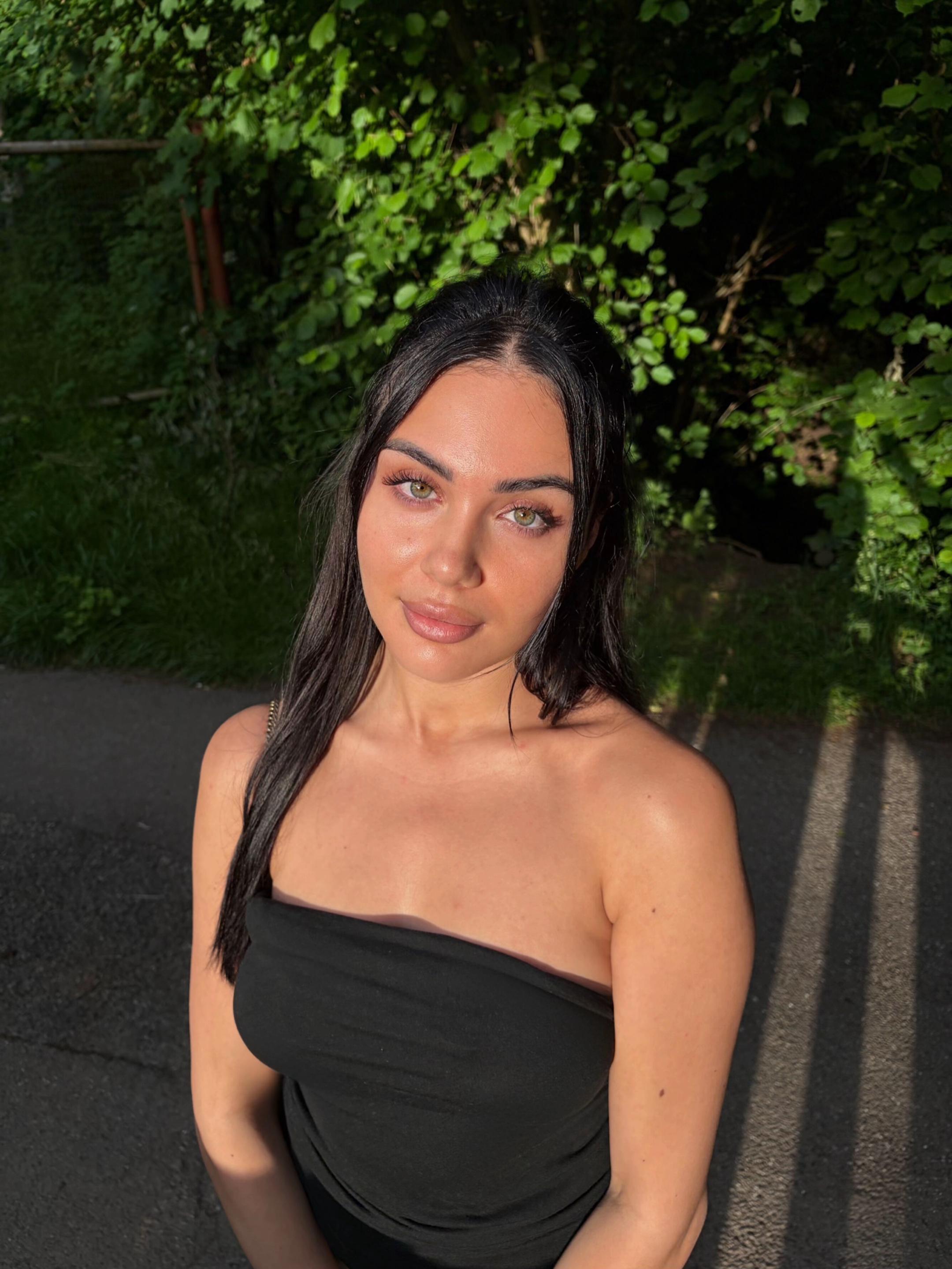 @banuxelaaa