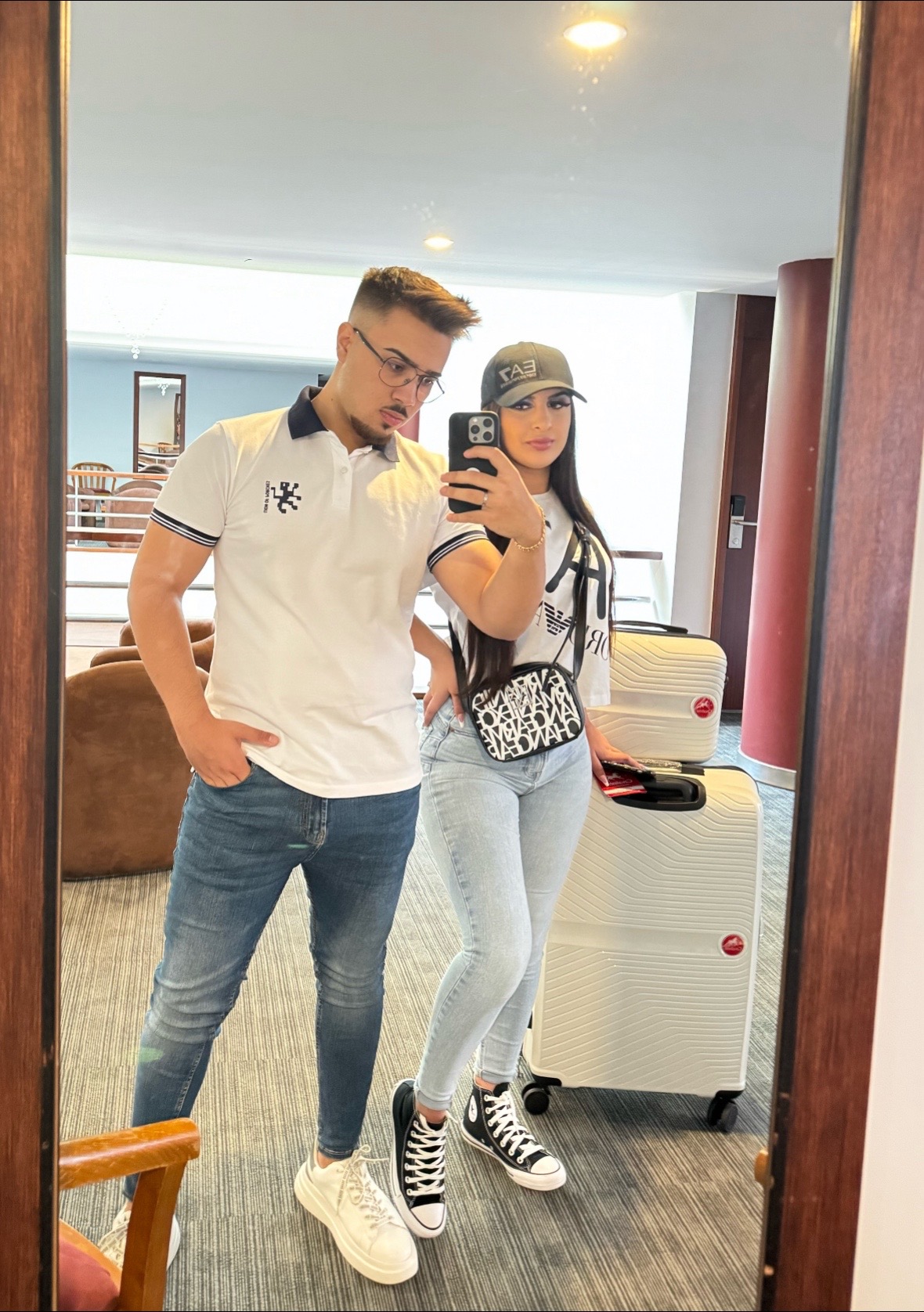 @'𝑨𝒓𝒕𝒖𝒓𝑫𝒂𝒚✨.