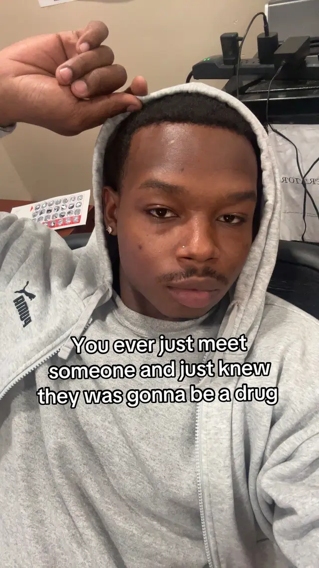 @️ 🚶🏾♂️➡️