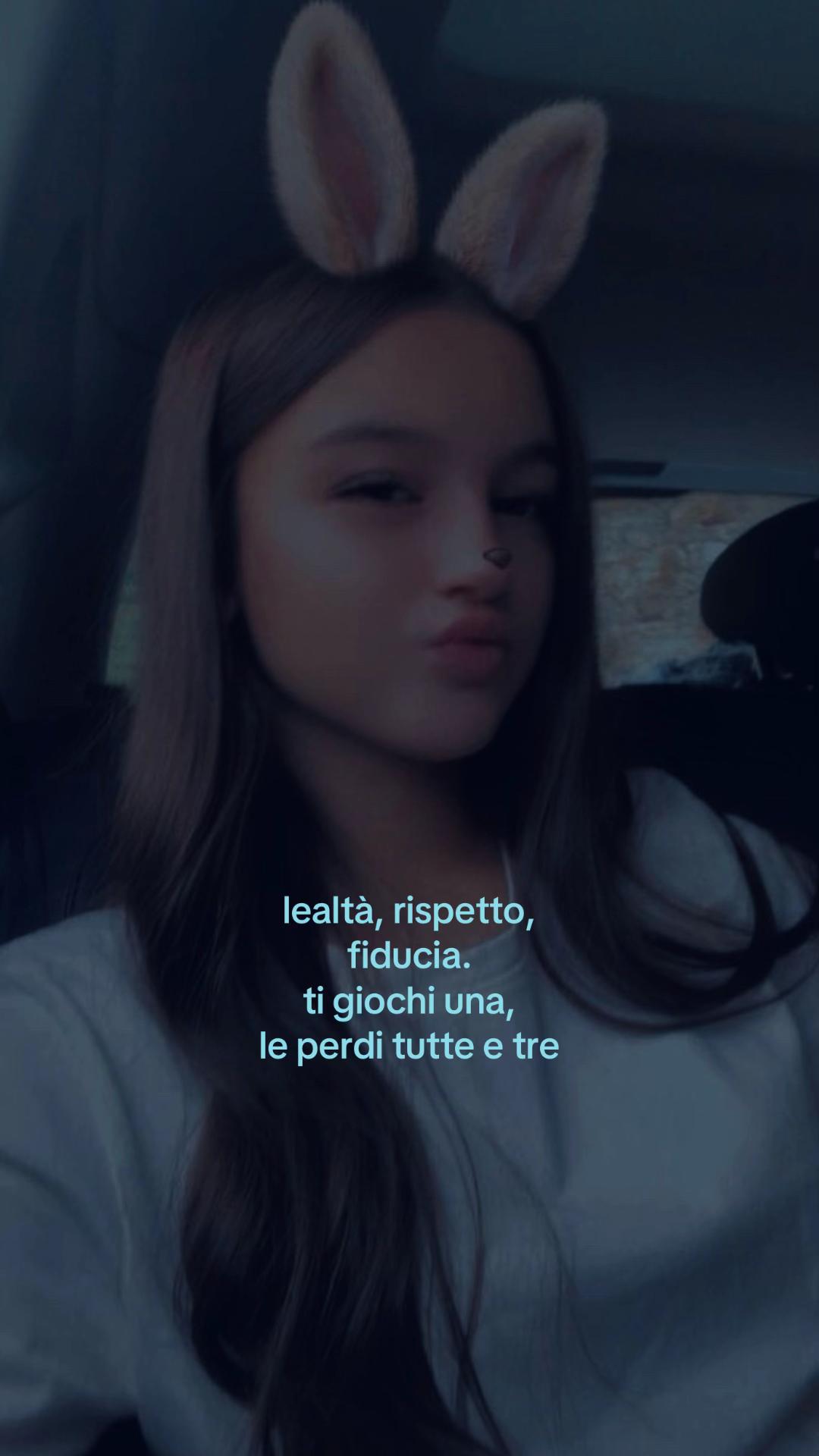 @𝟕