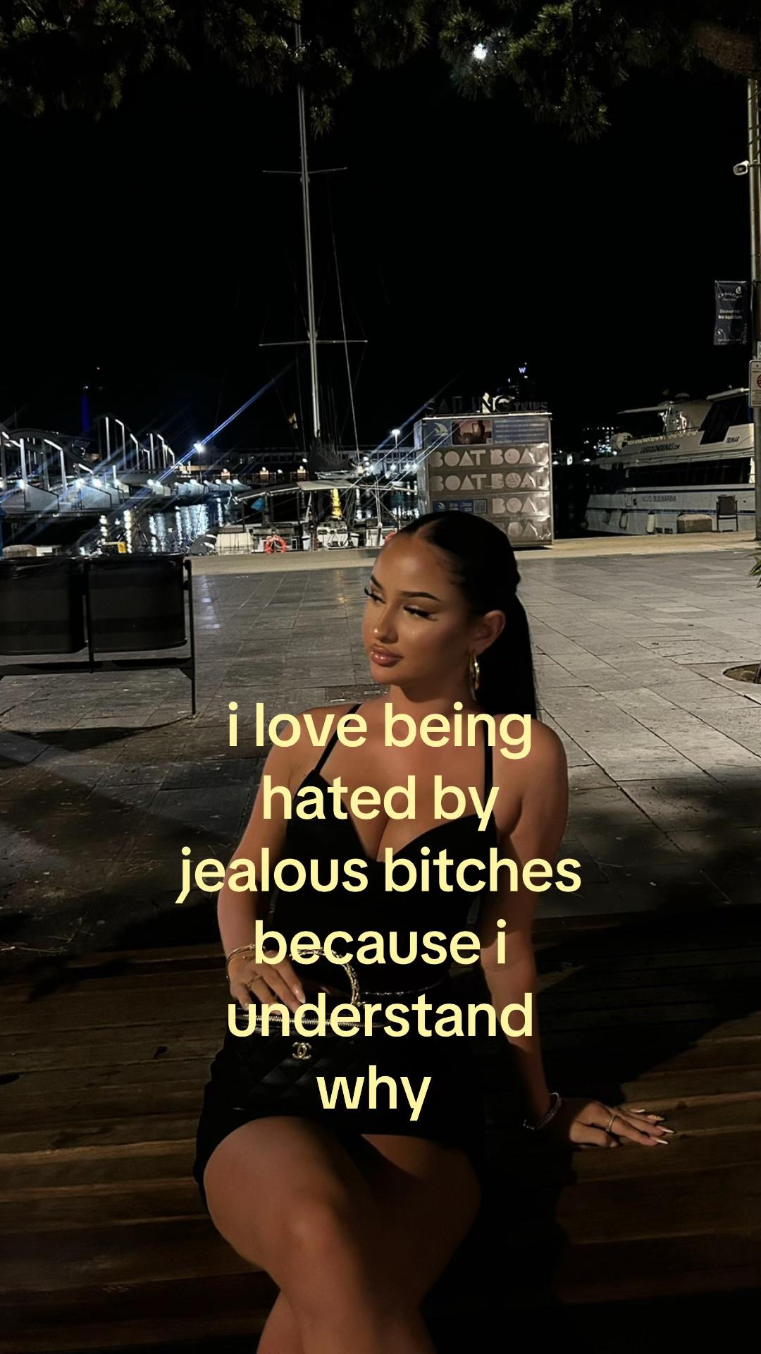 @𝒮𝒶𝓇𝒶𝒽.