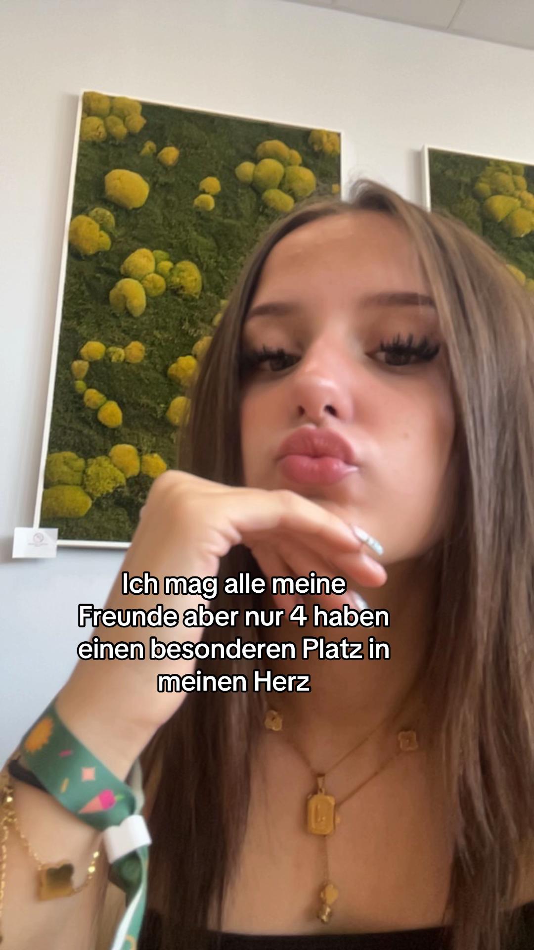 @👸🏽