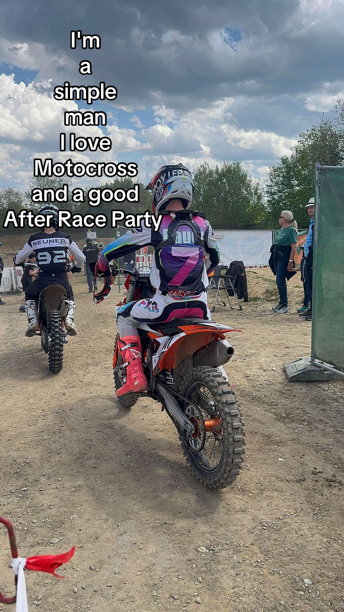 @4️⃣1️⃣1️⃣