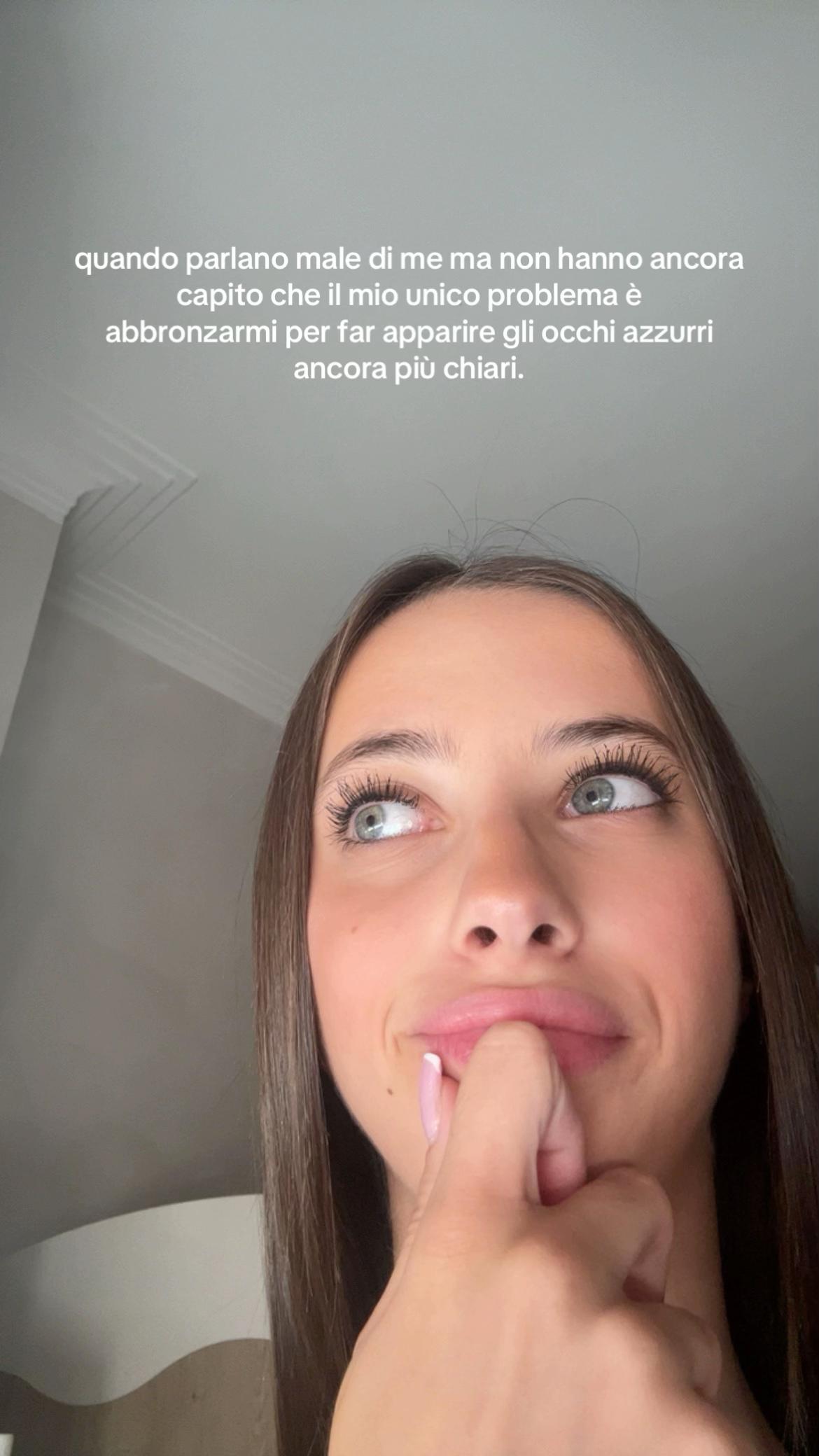 @_eleee2_