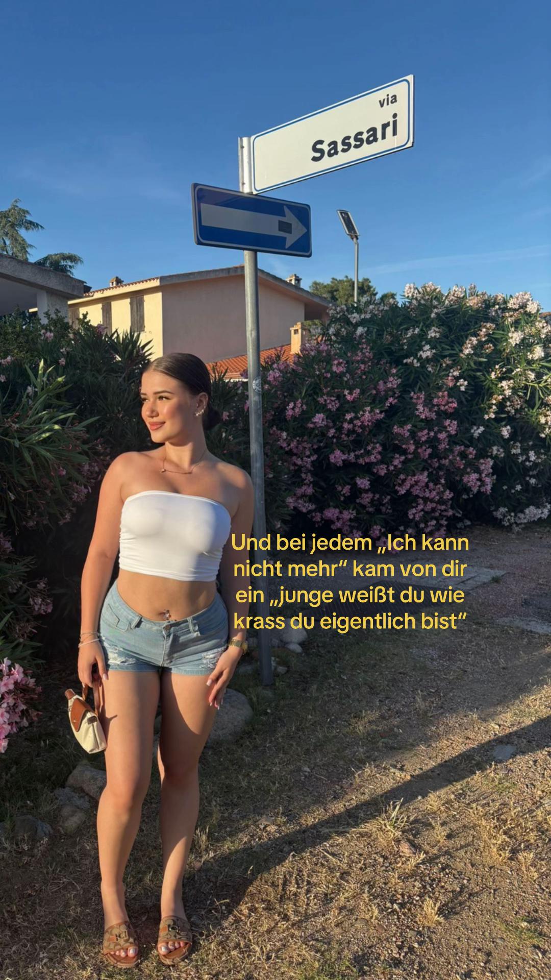 @𝒽ℯ𝓁ℯ𝓃𝒶