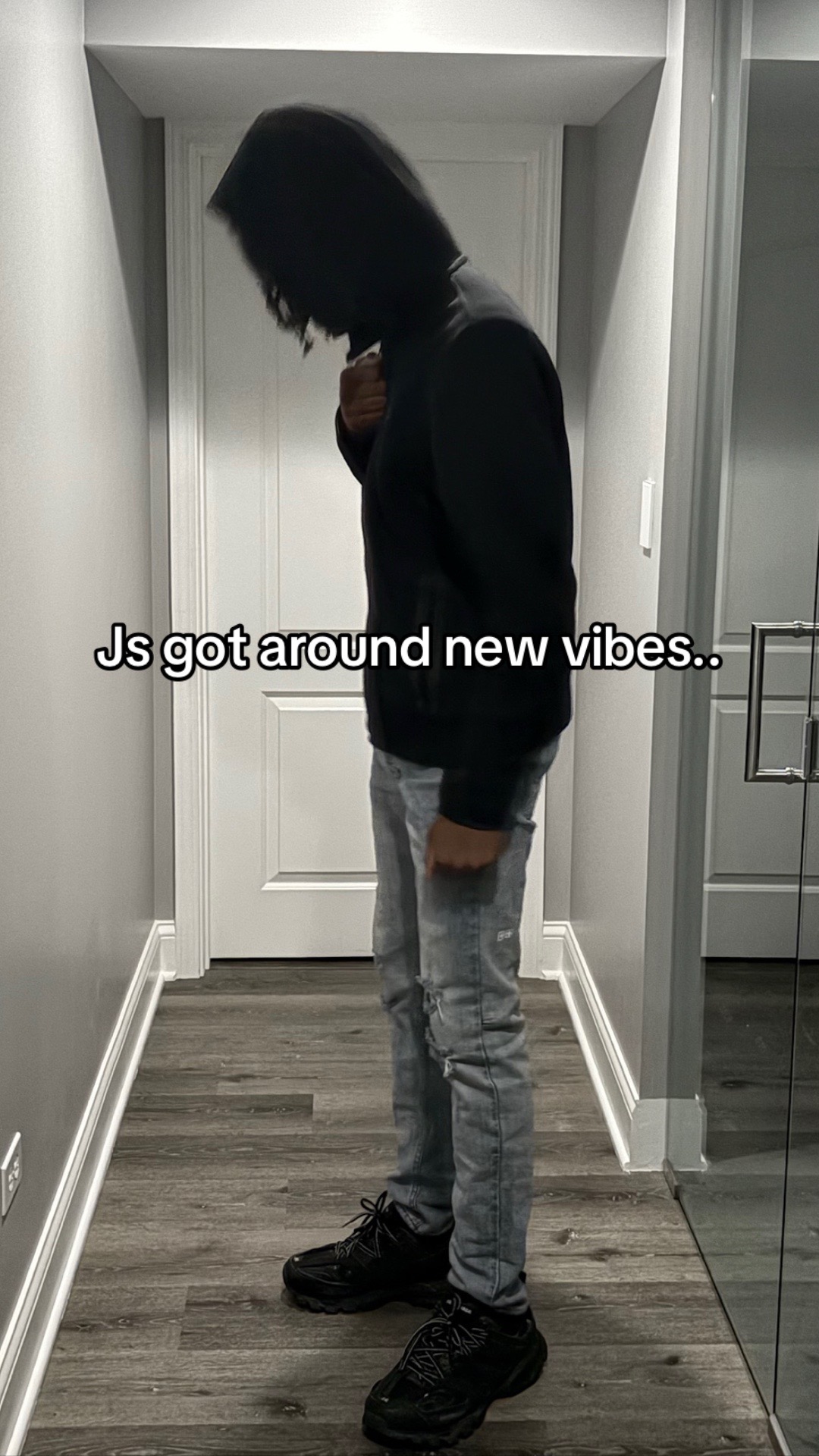 @👺