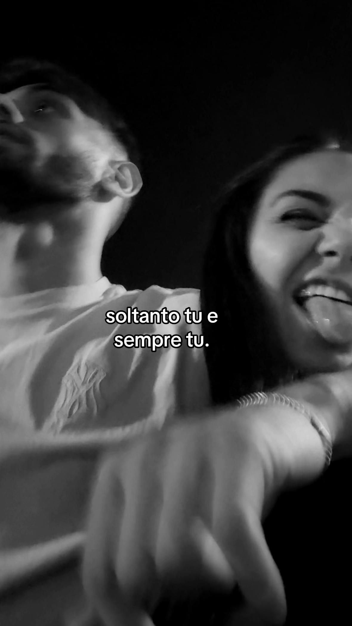 @Paola 🦂