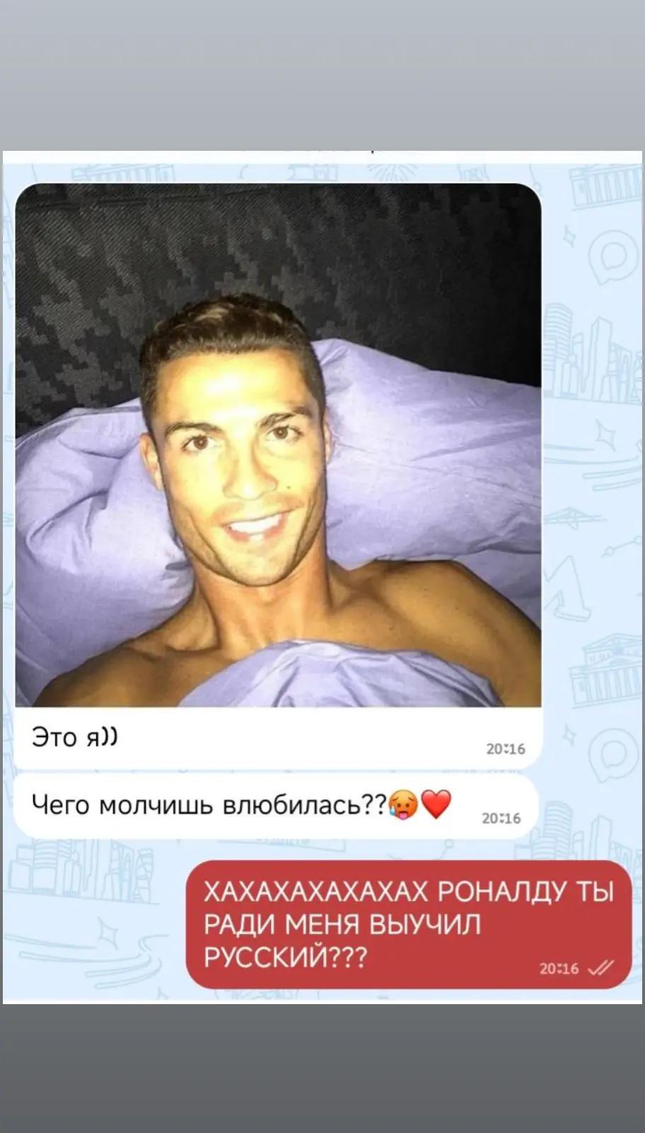@>3