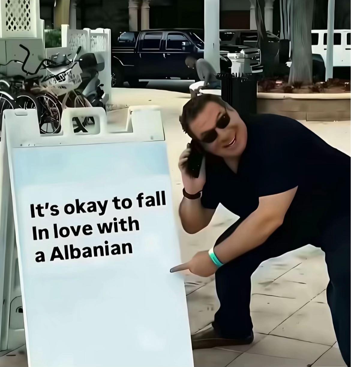 @𝓢💸