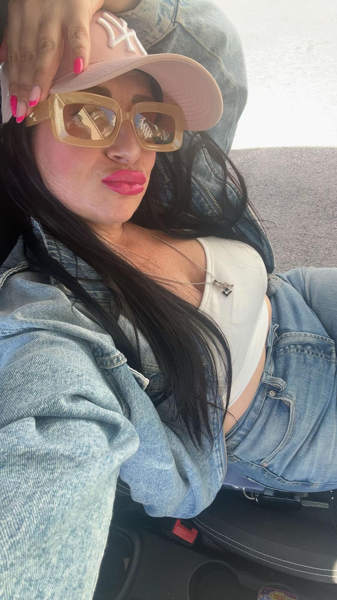 @Ilaria 🩵🩷🤍🩶