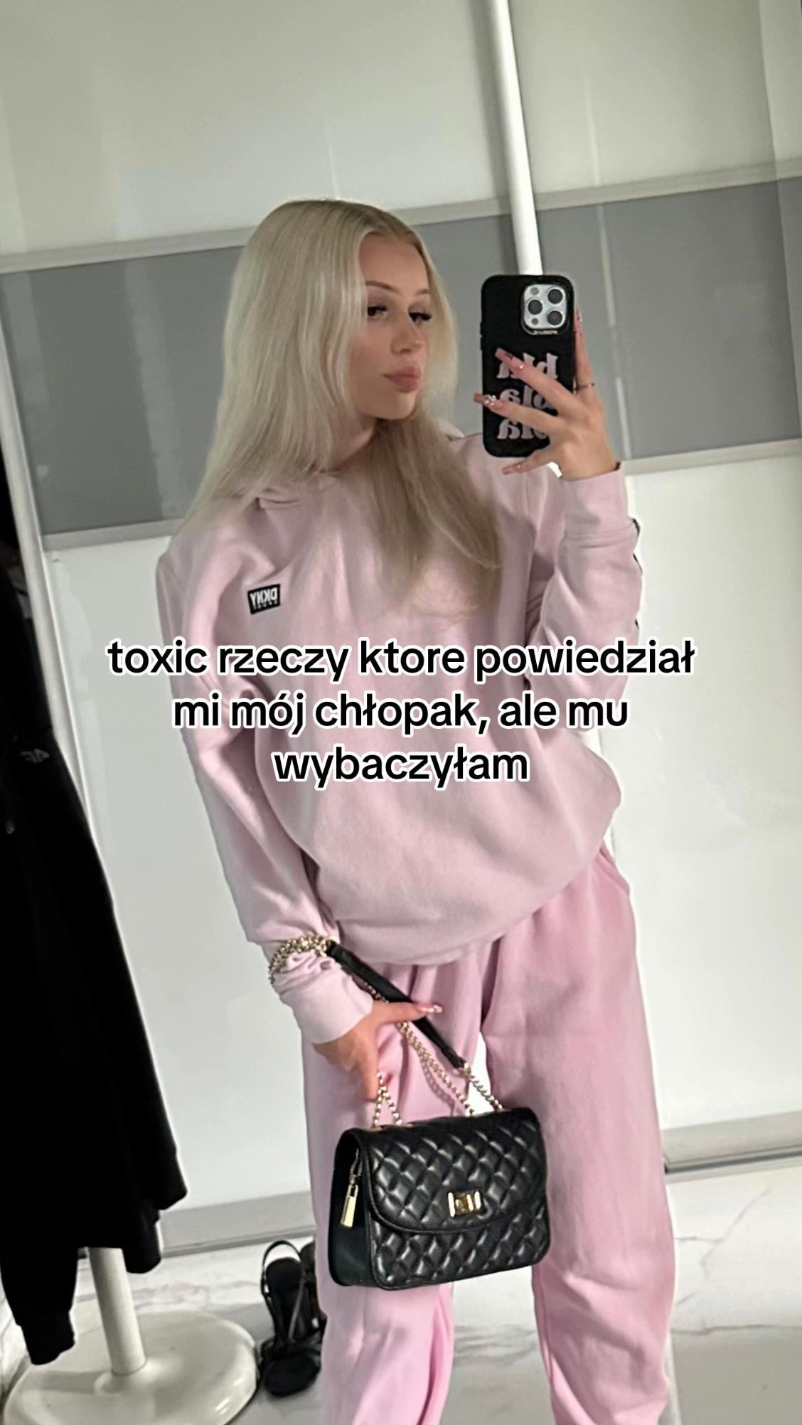 @a.apoloniaaa
