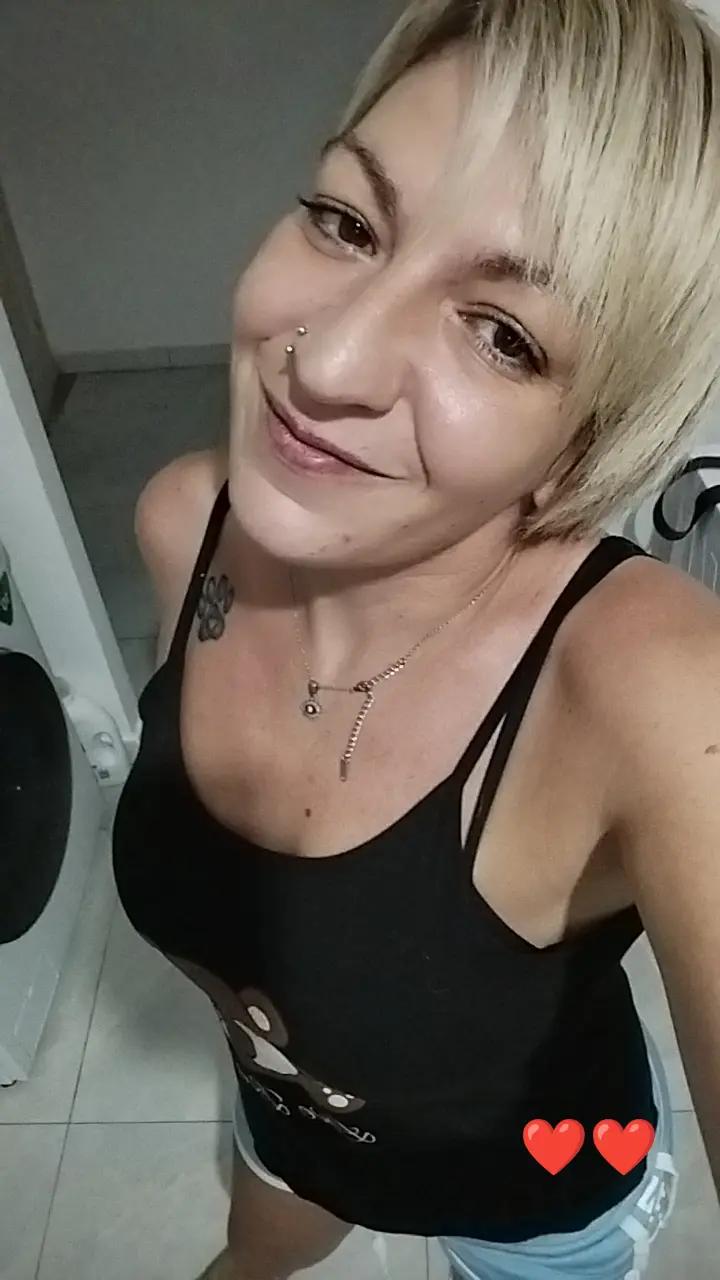 @sabrina