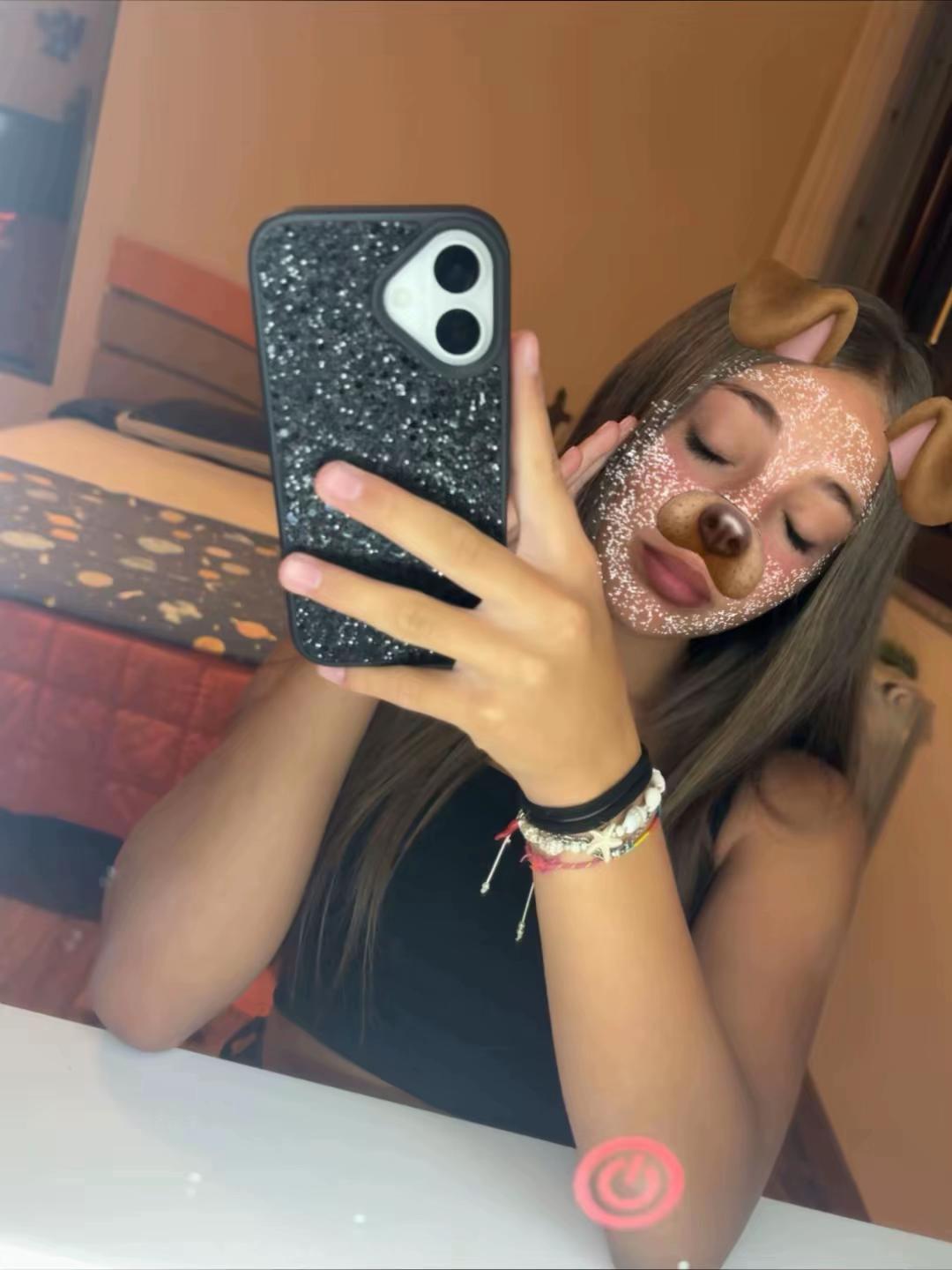 @⭐️𝓫𝓮𝓷𝓷𝔂⭐️