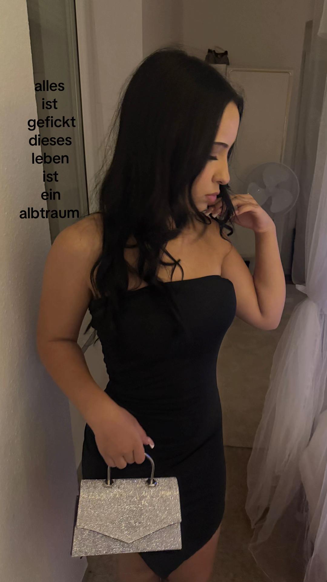 @naomiiii