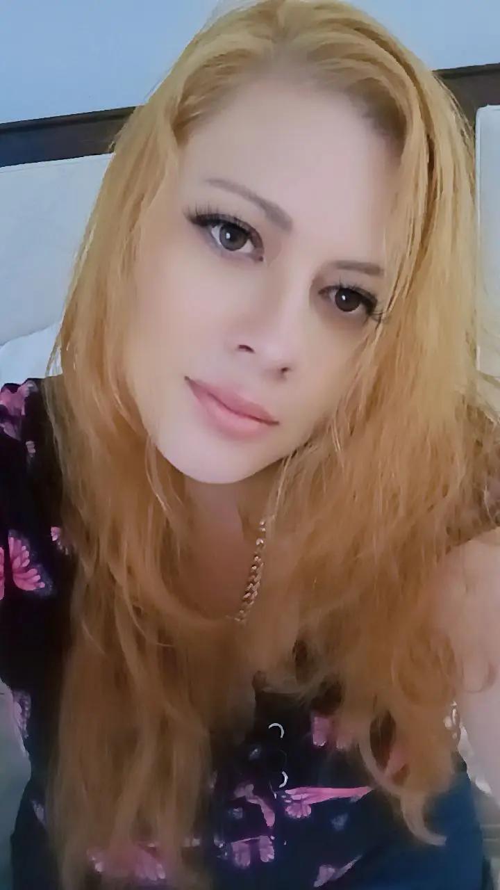 @@maylin🦊🦊🦊💯❤️🤍 🥂🍾⚓🎄⛪💃