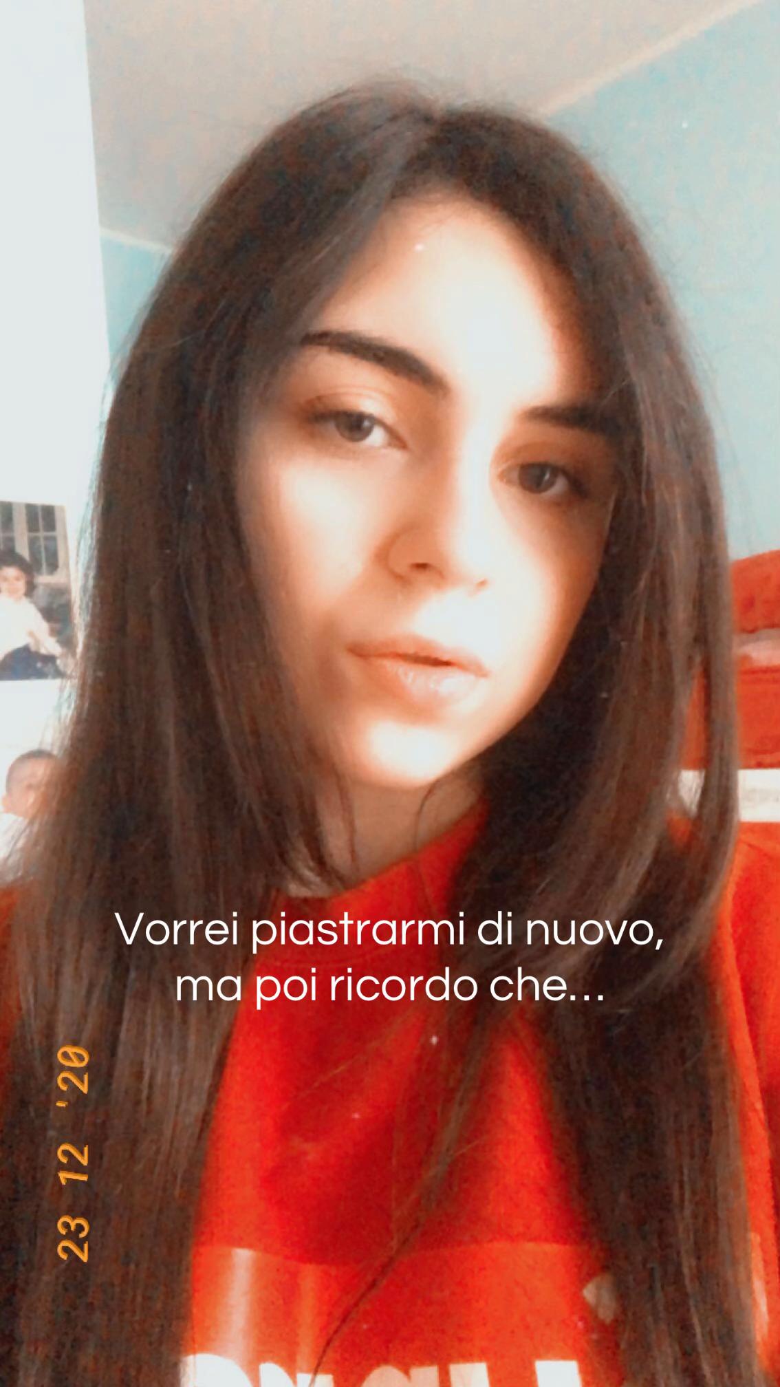 @𝓐𝓷𝓽𝓸𝓷𝓮𝓵𝓵𝓪