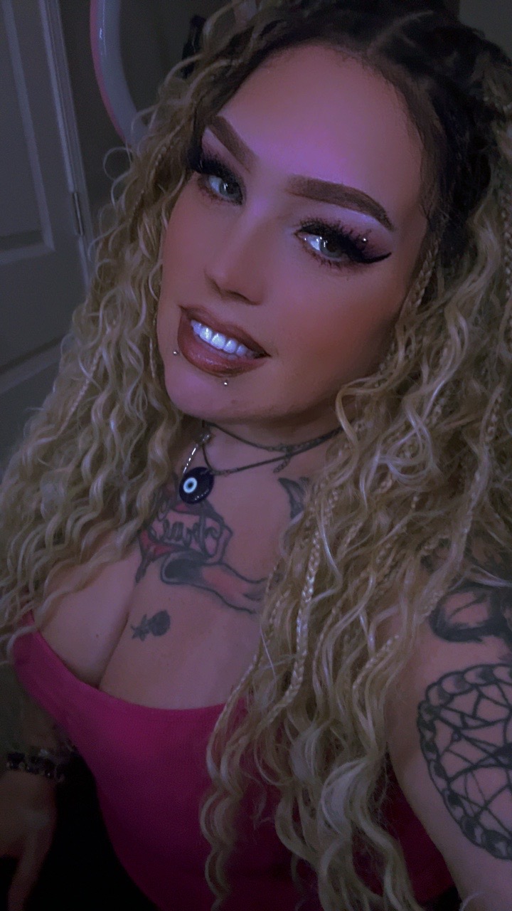 @💄💋Golden_Goddess 🫦👅🧊
