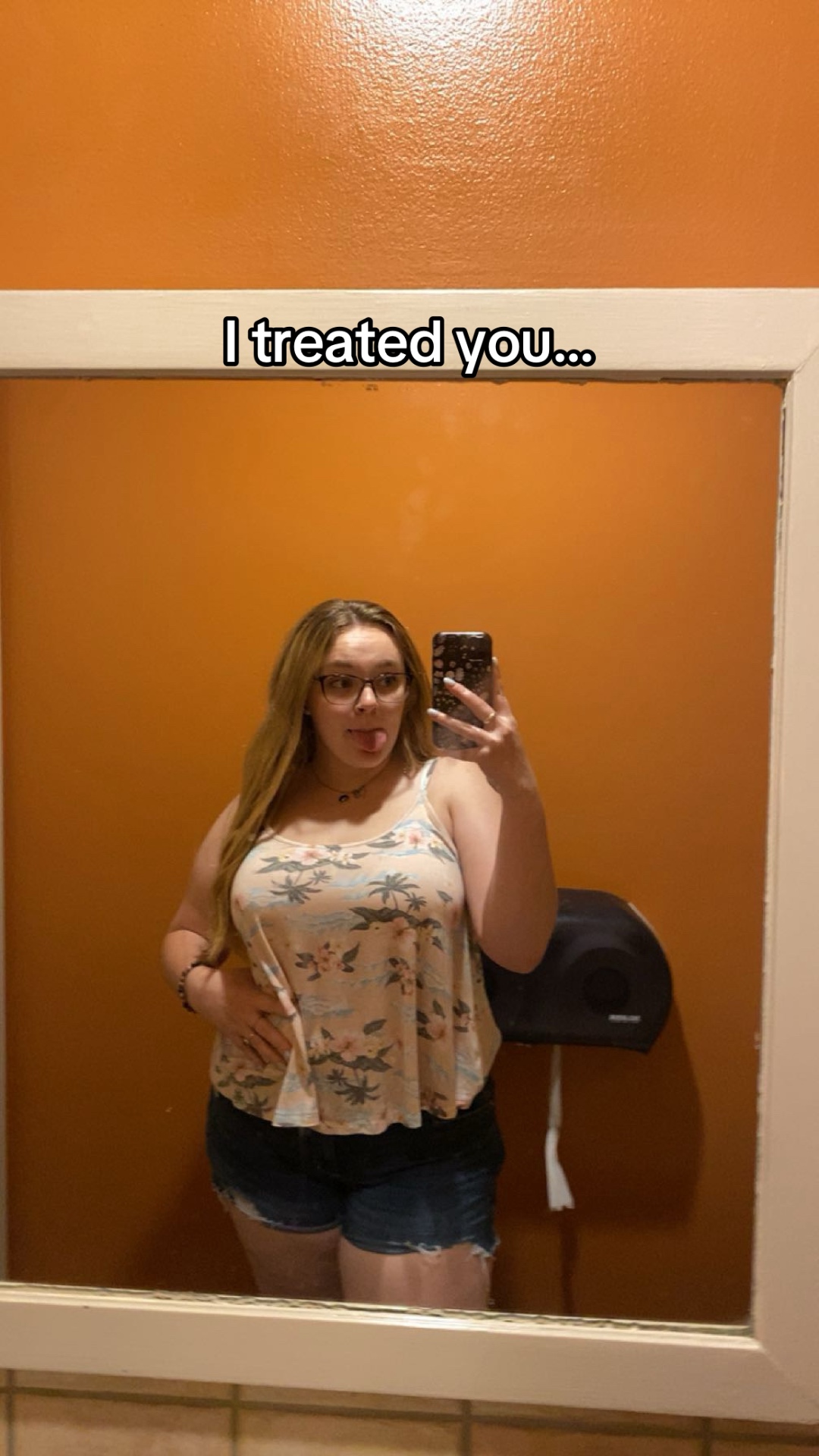 @Meghan🖤