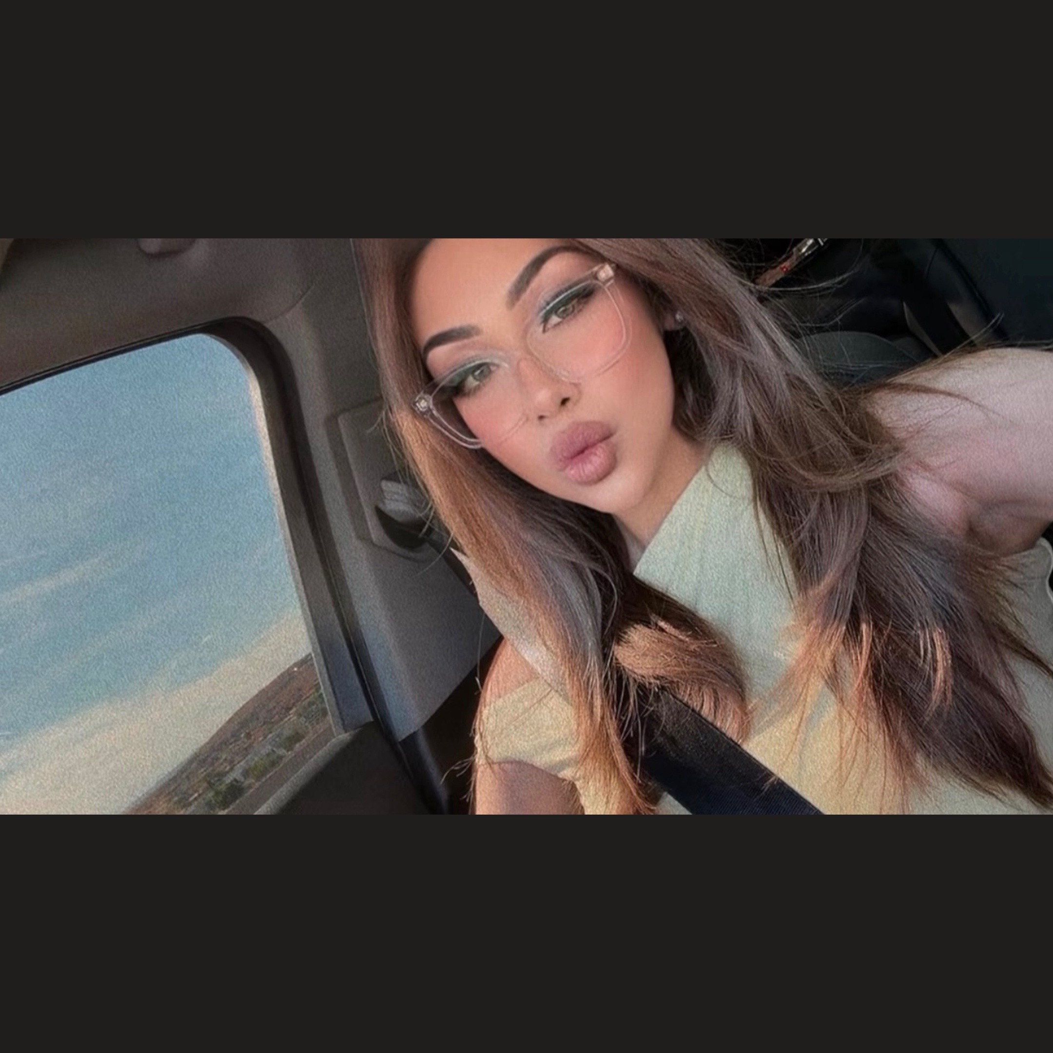 @Denise🦋