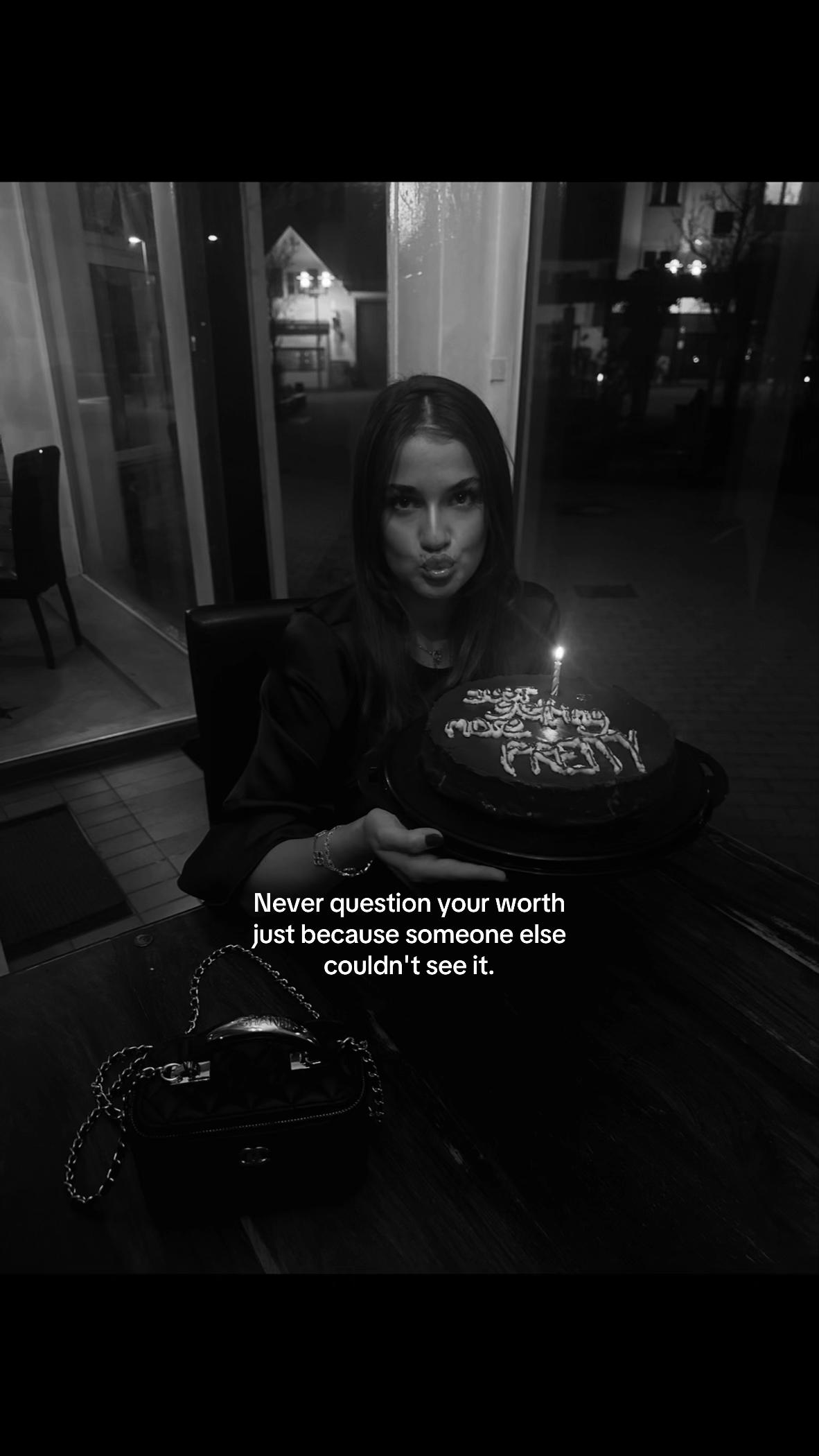 @𝒶𝓂𝒾𝓃𝒶