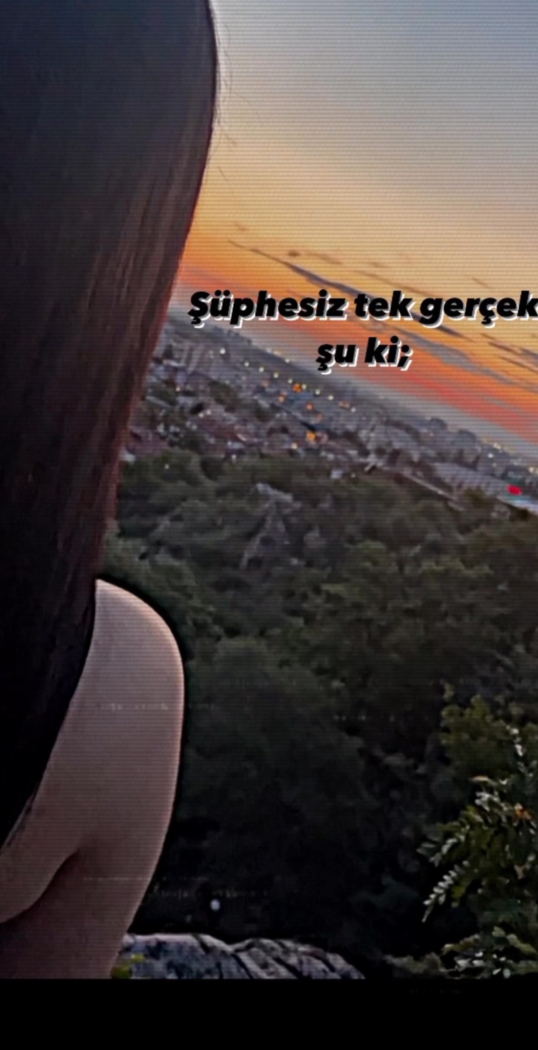 @ℳ𝑒𝓁𝑒𝓀..🪶