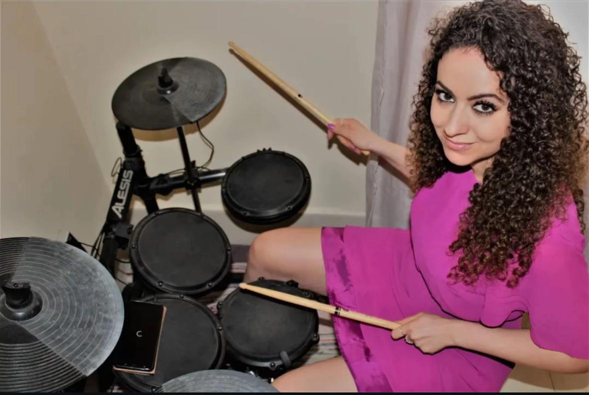 @Leila Carina Drummer