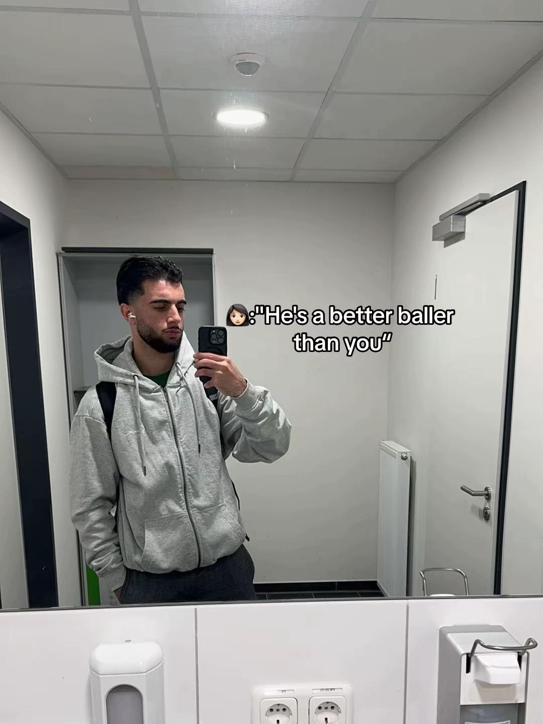 @Mhiar_18