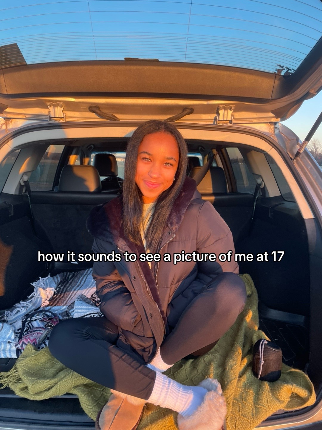 @vanadag0at