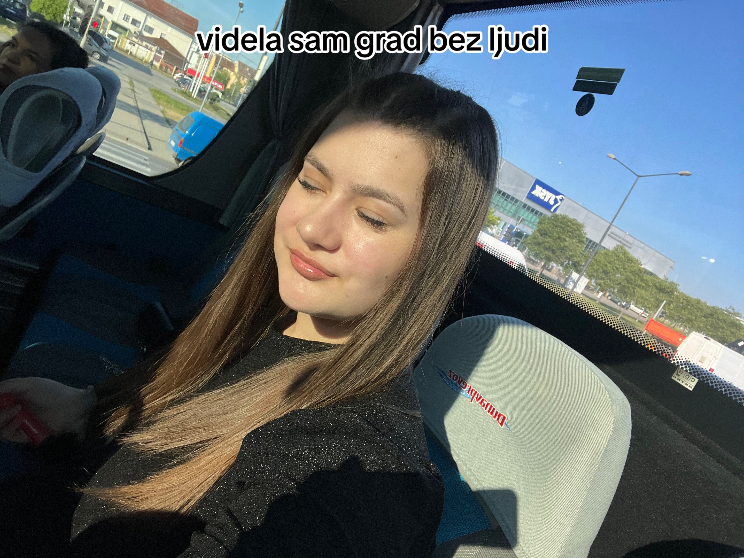 @Andjela