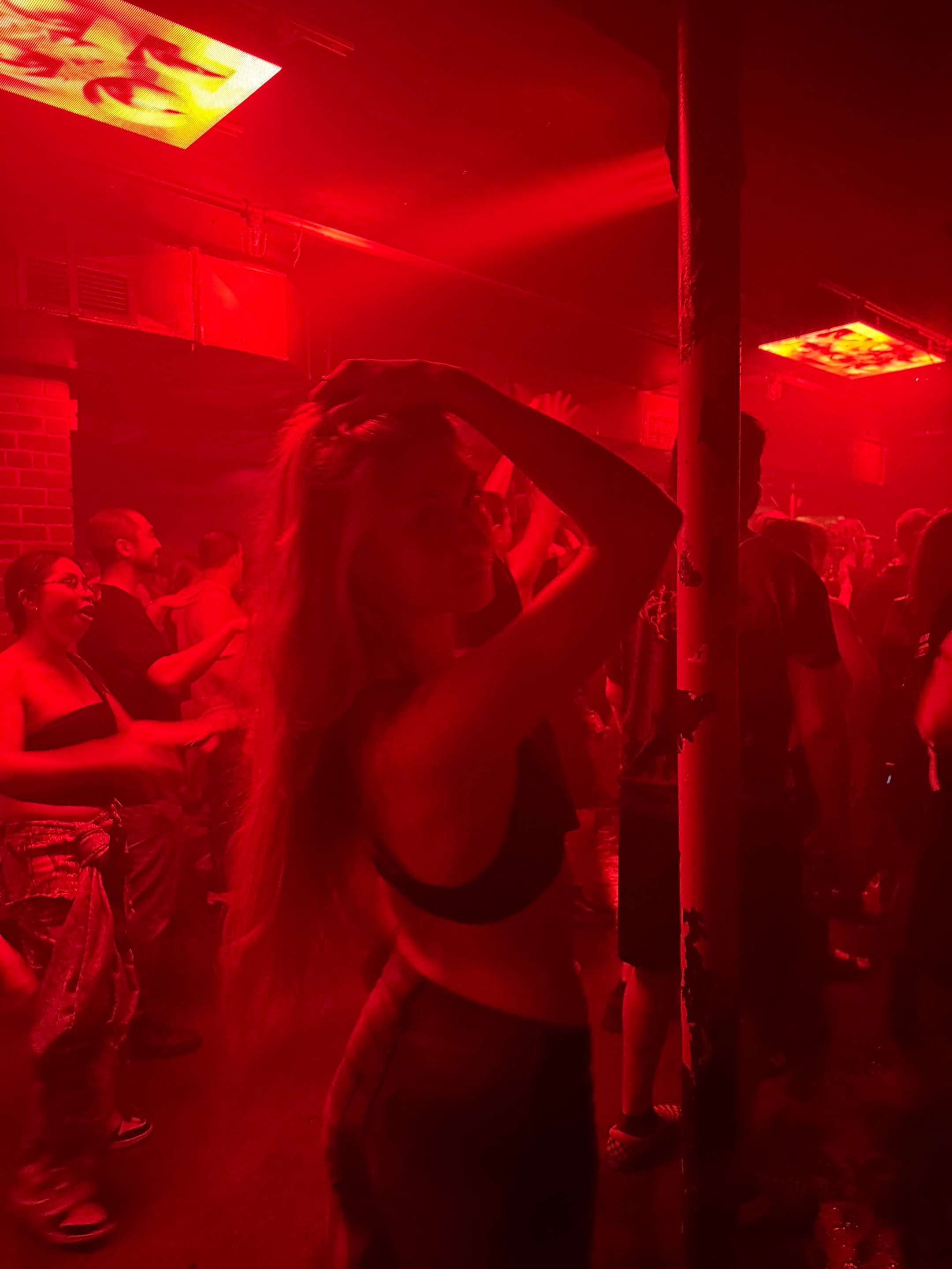 @whoisvulpiix