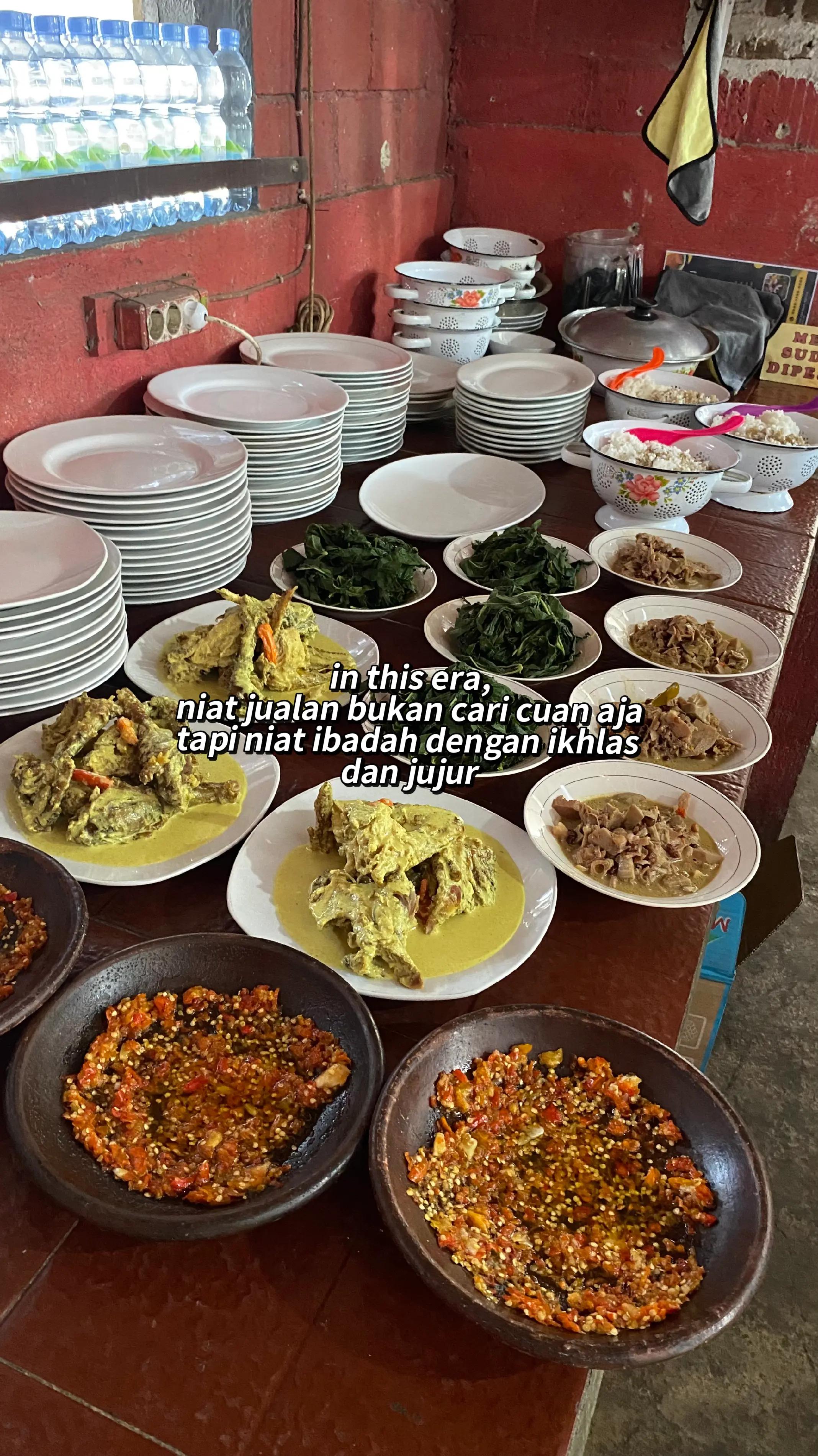 @Ayam Lodho Bu Sri