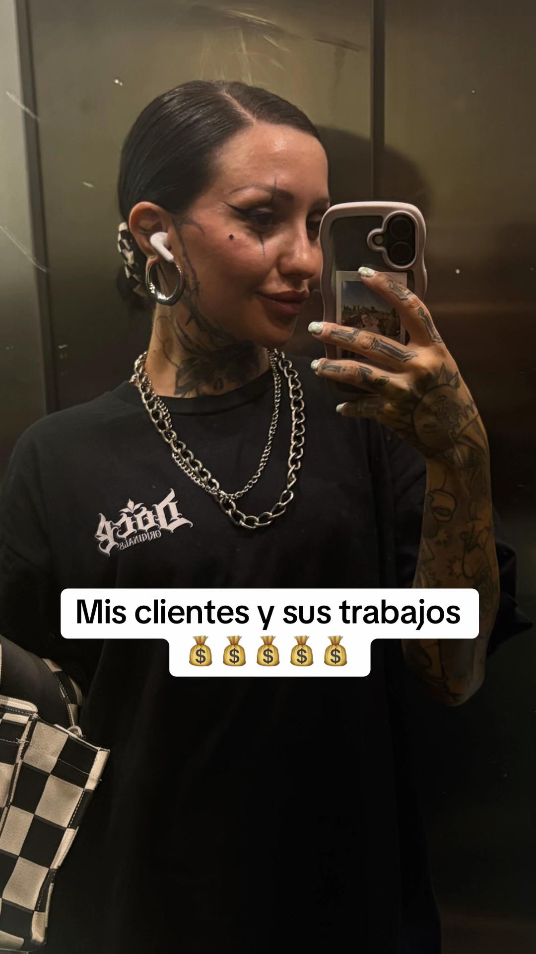 @Machi M | Tatuaje Blackwork |