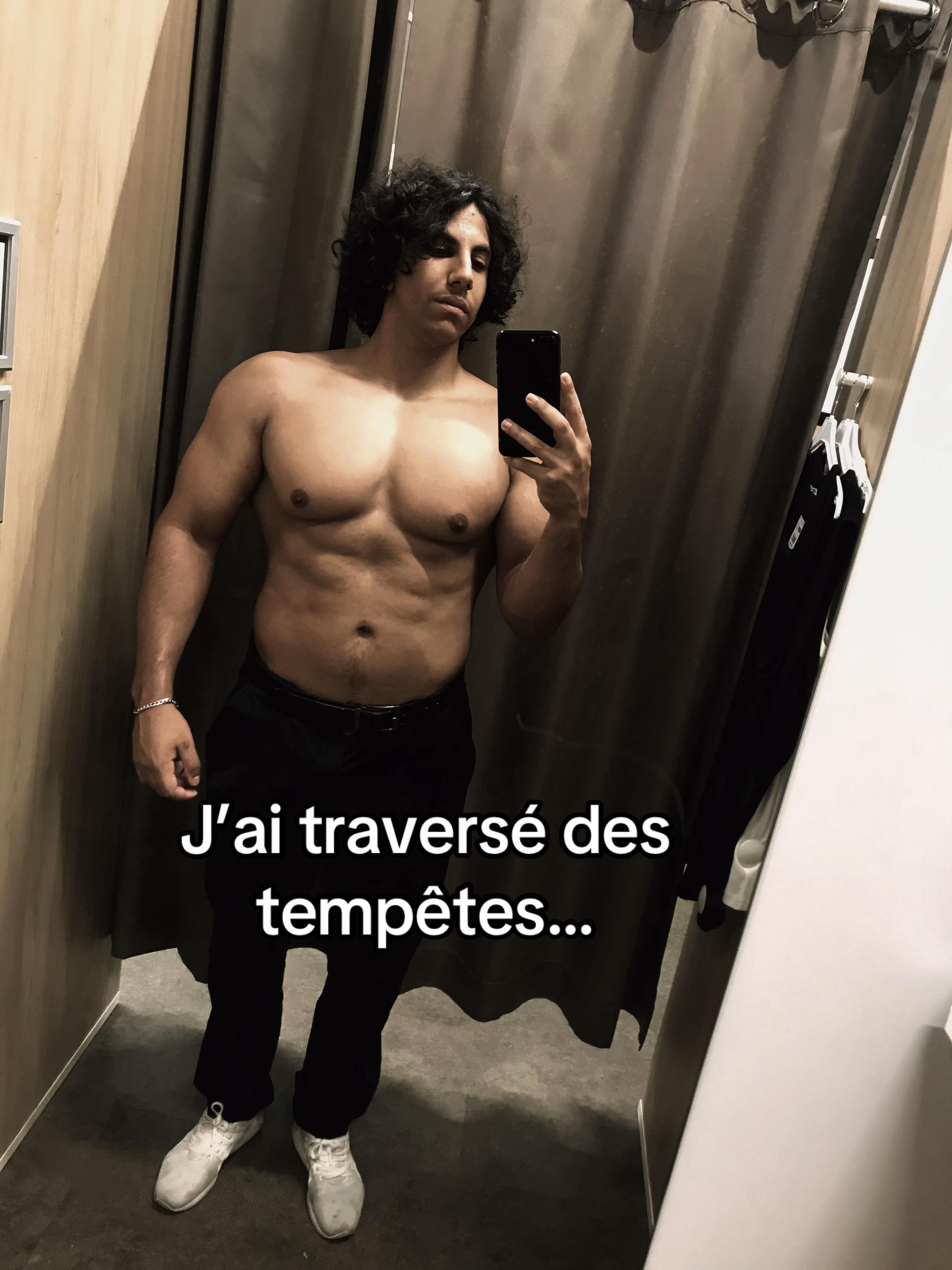 @BSharkkk