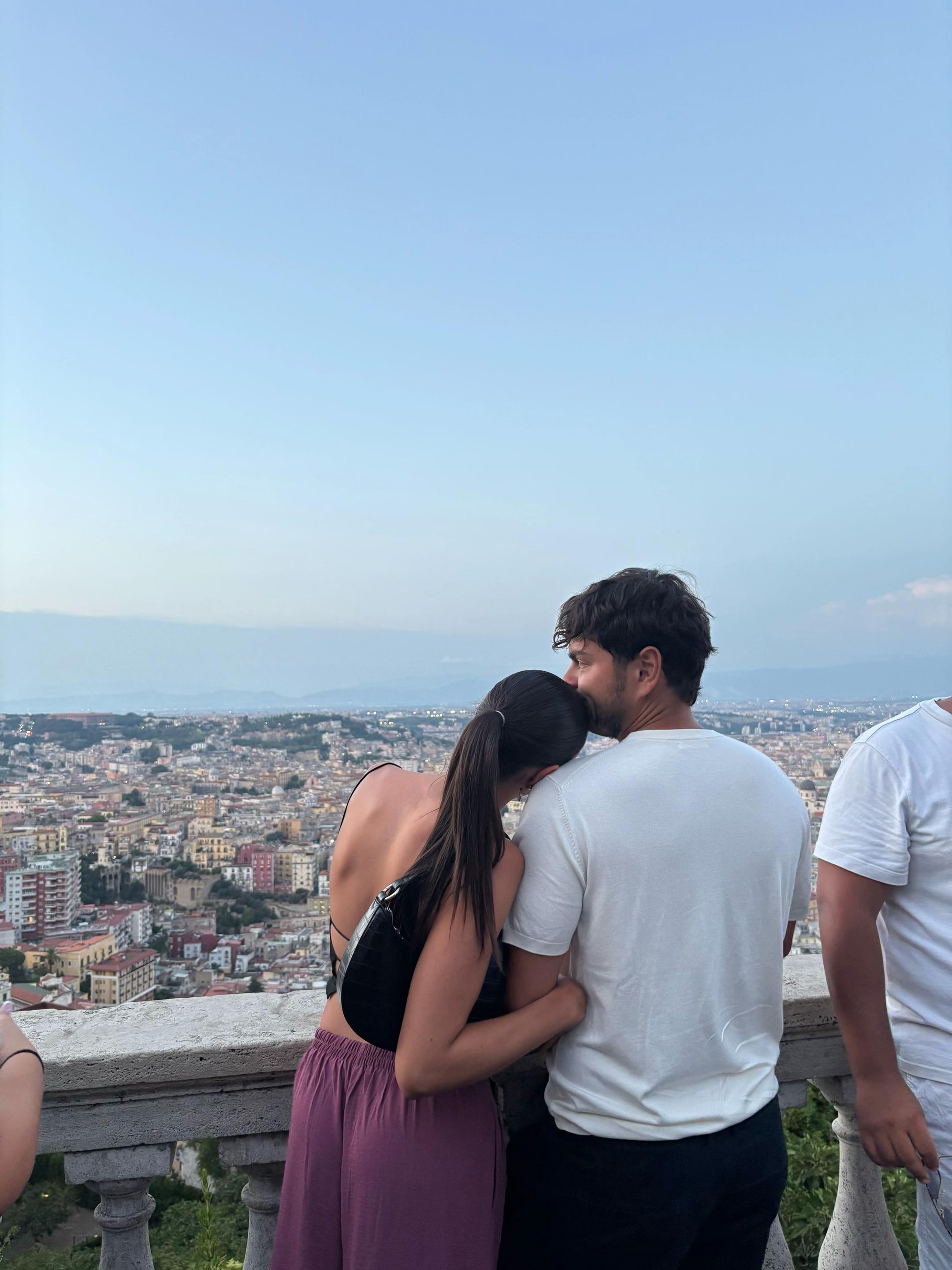 @Lú