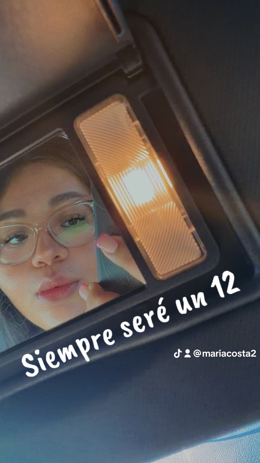 @Mari Acosta