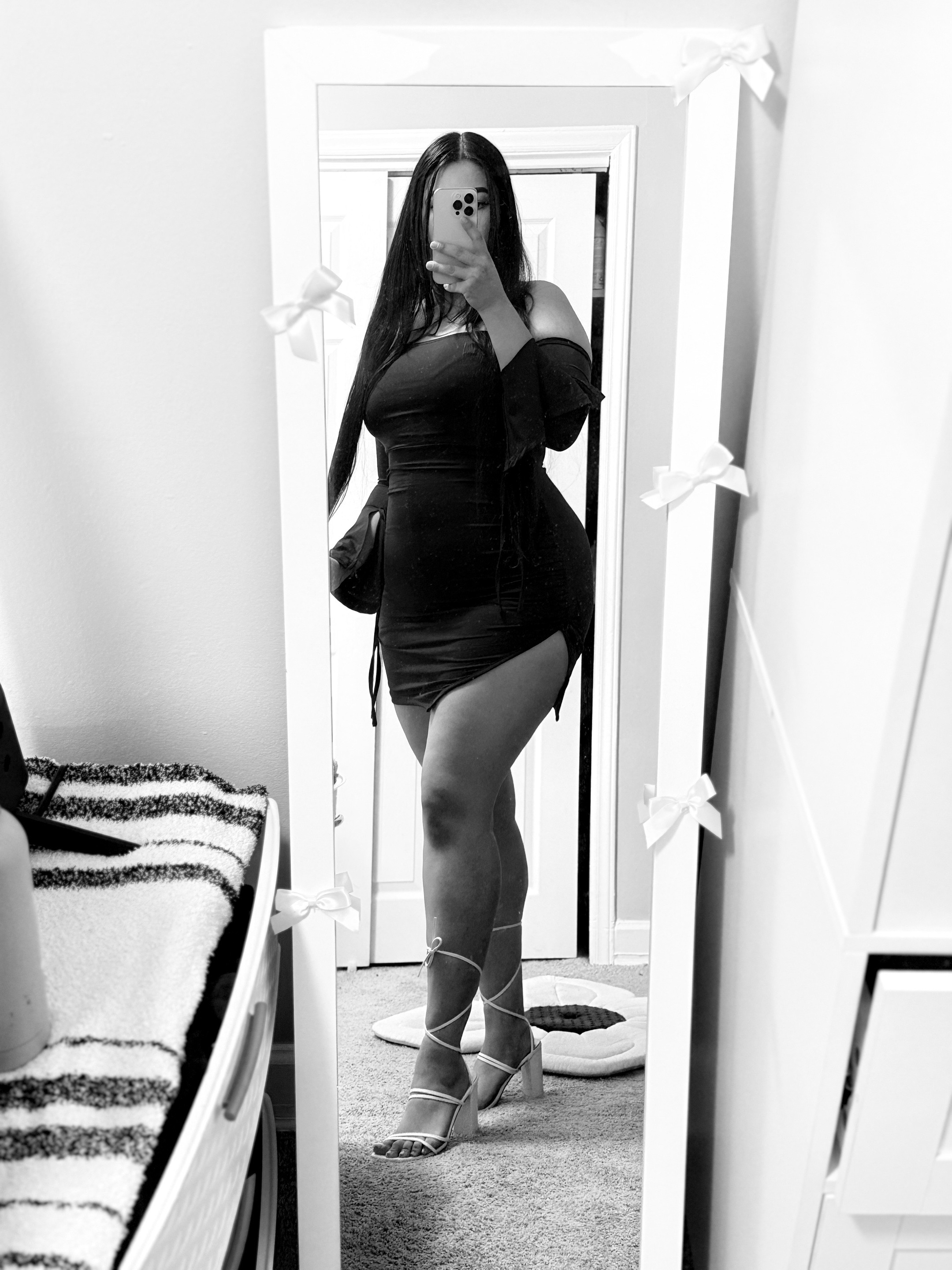 @eliz7r8