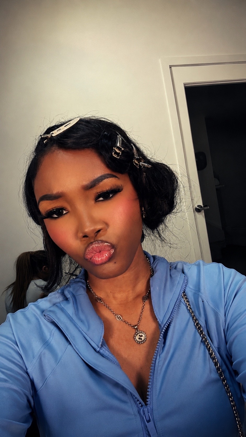@👸🏽