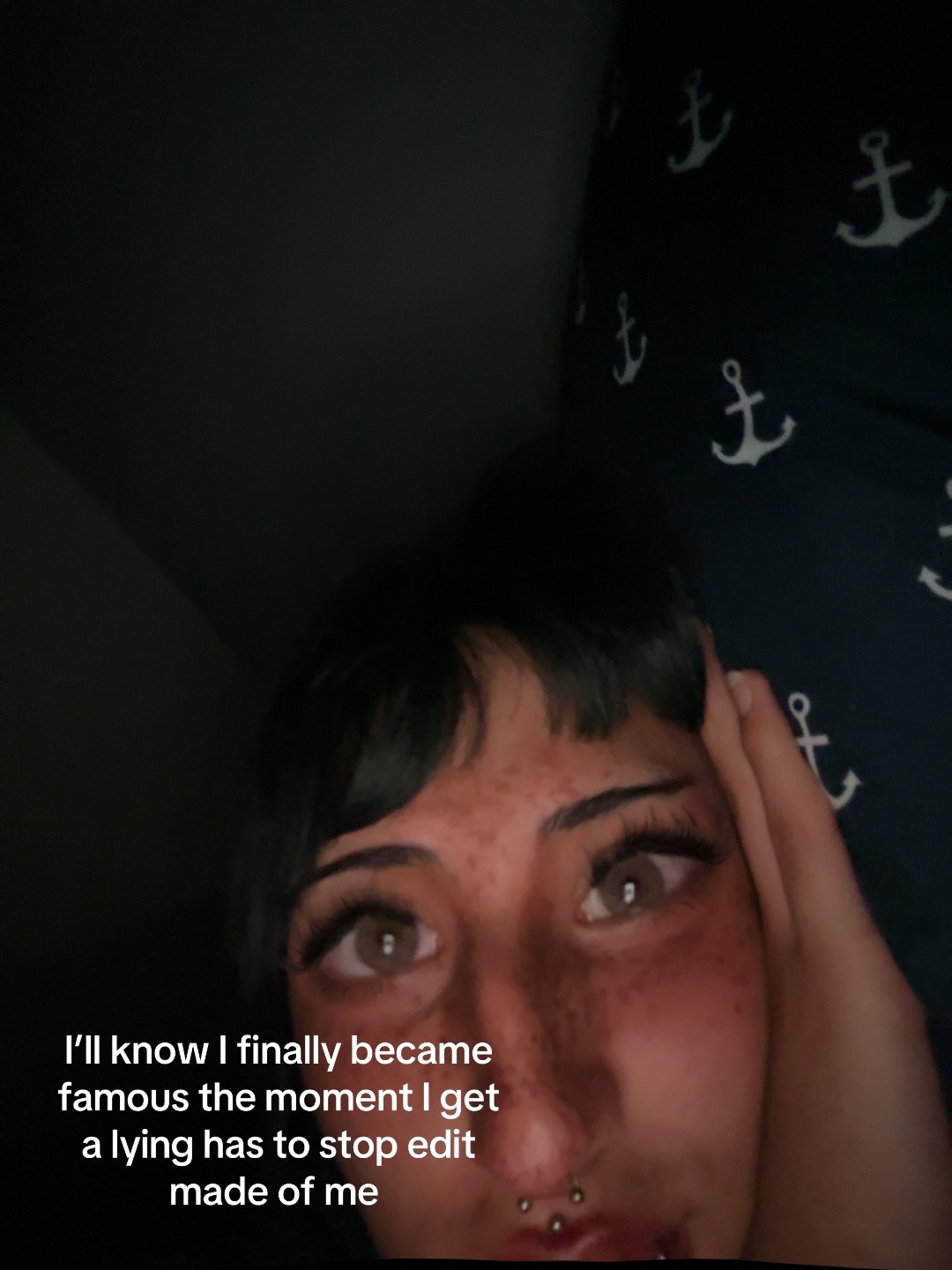 @≽ܫ≼