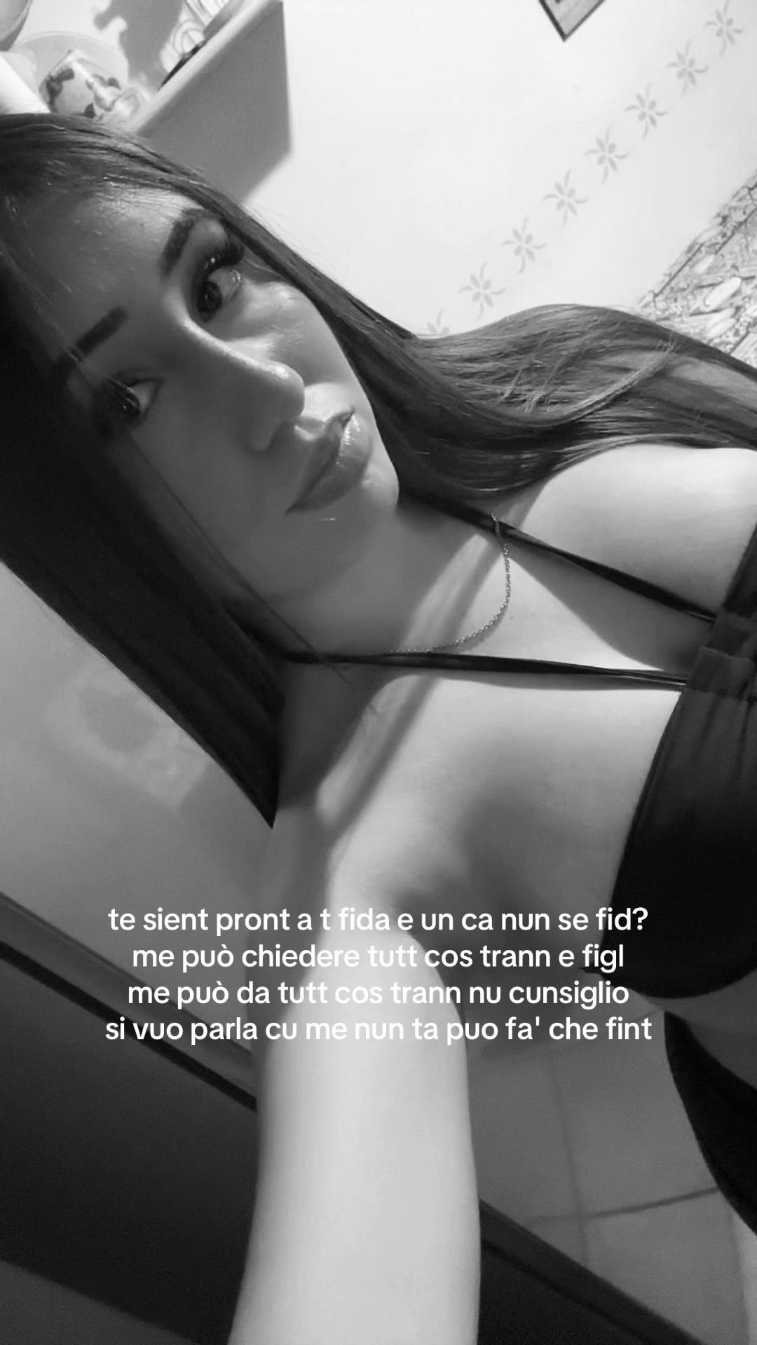 @emm&ugrave;🥥