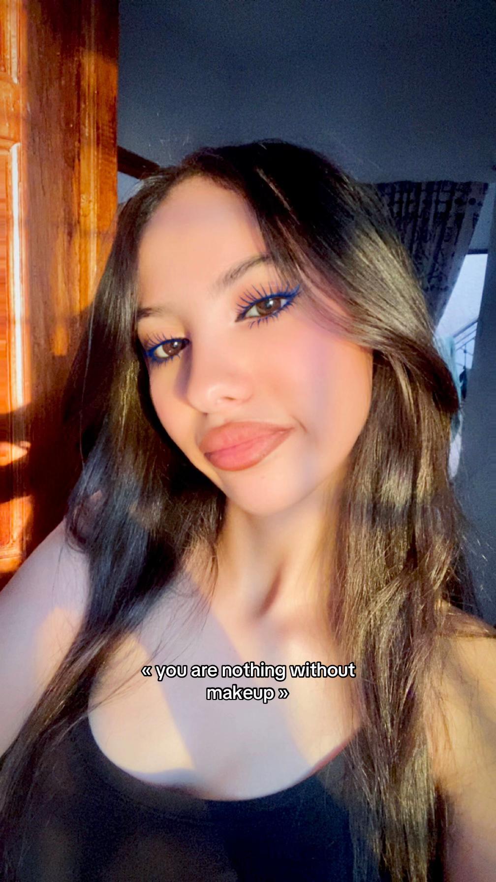 @🪬