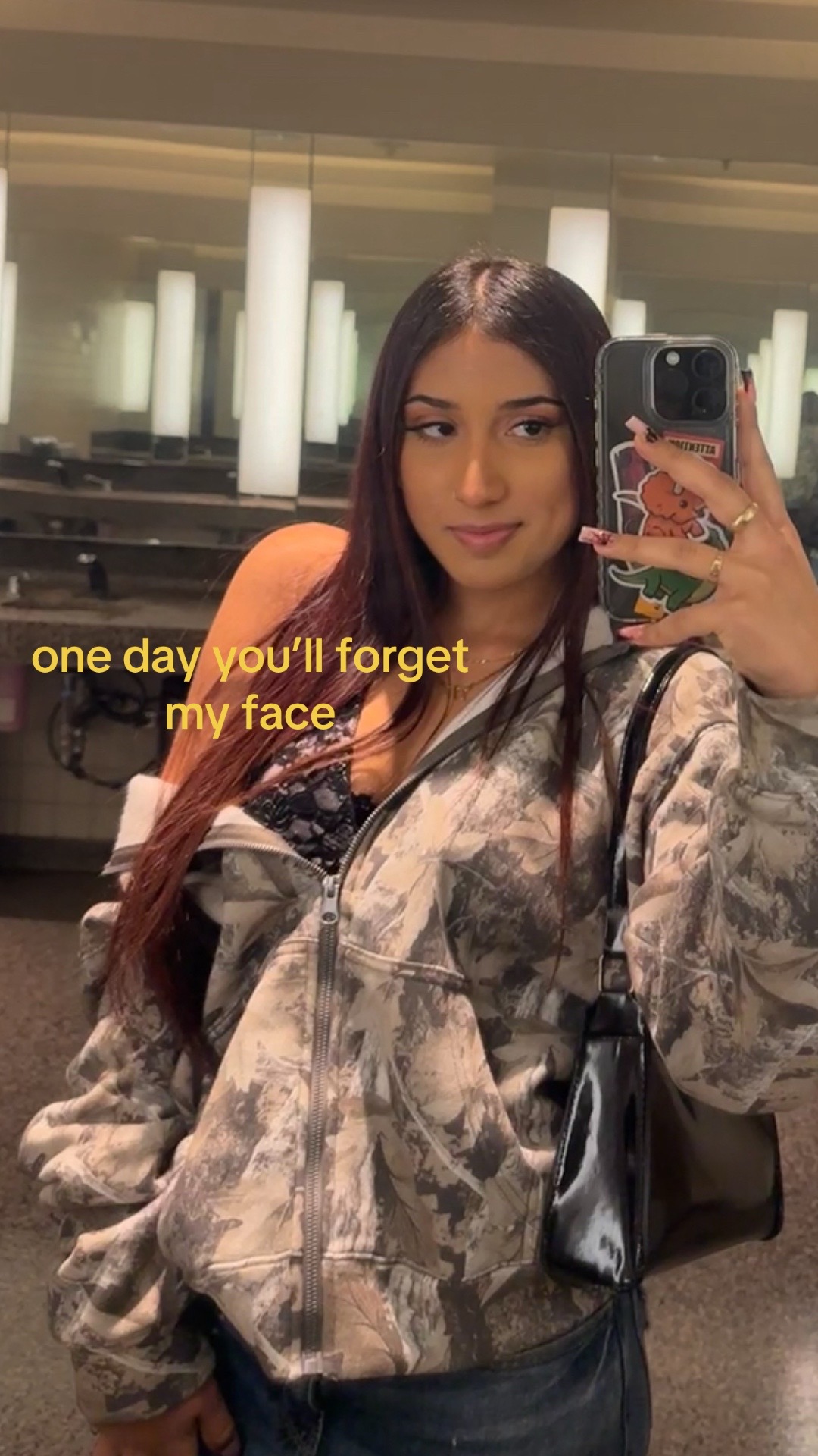 @reya 𖣂