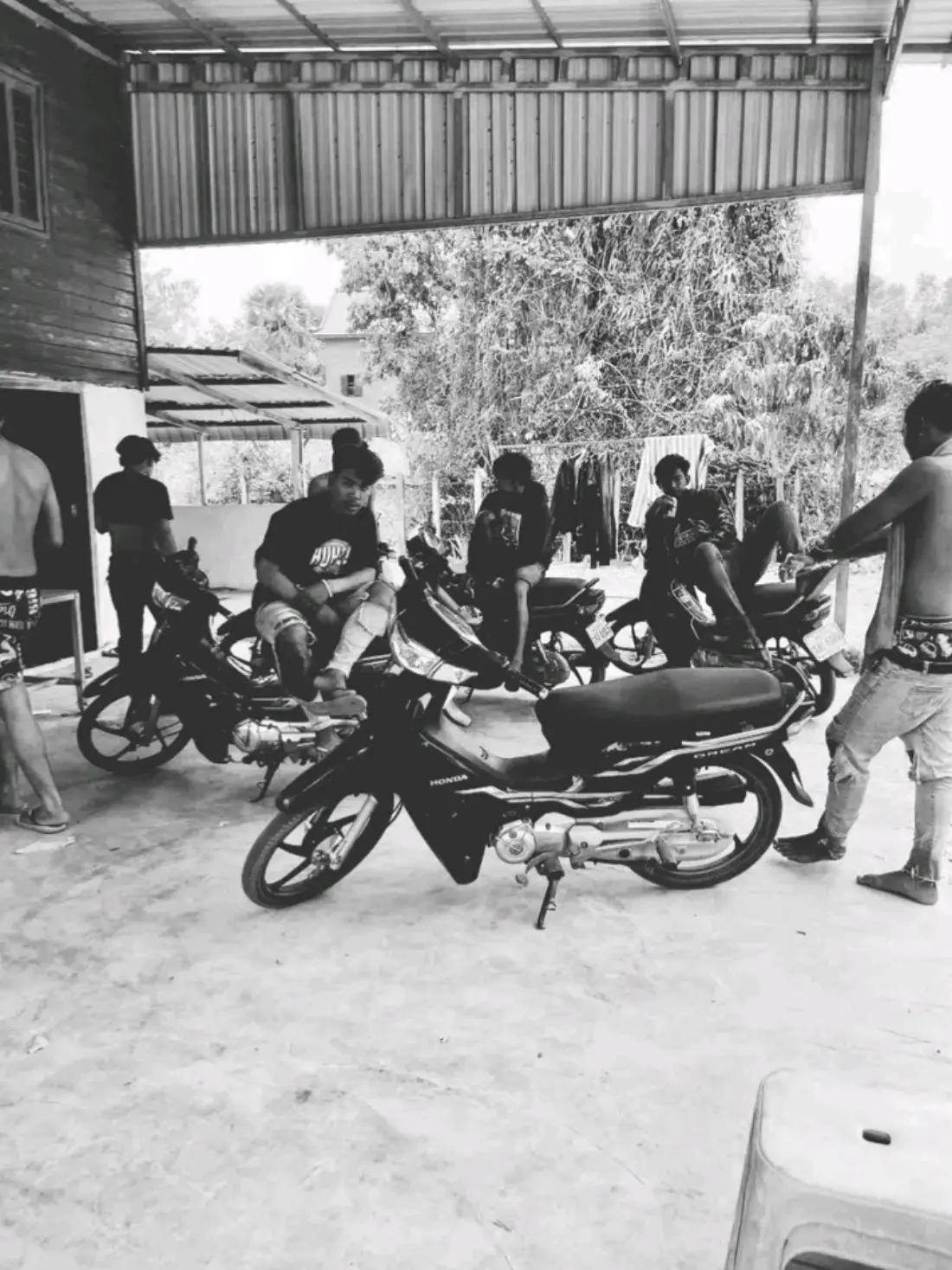 @ẞA Źxý🐬