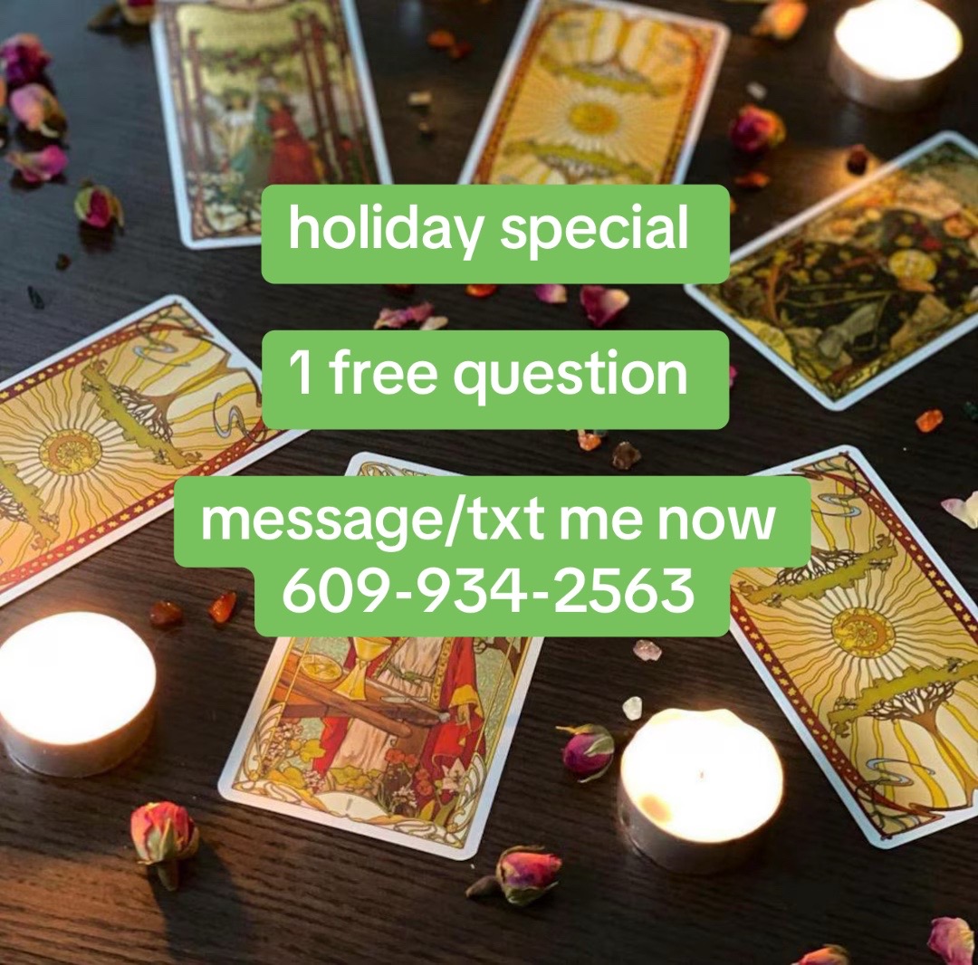 @psychictracydc
