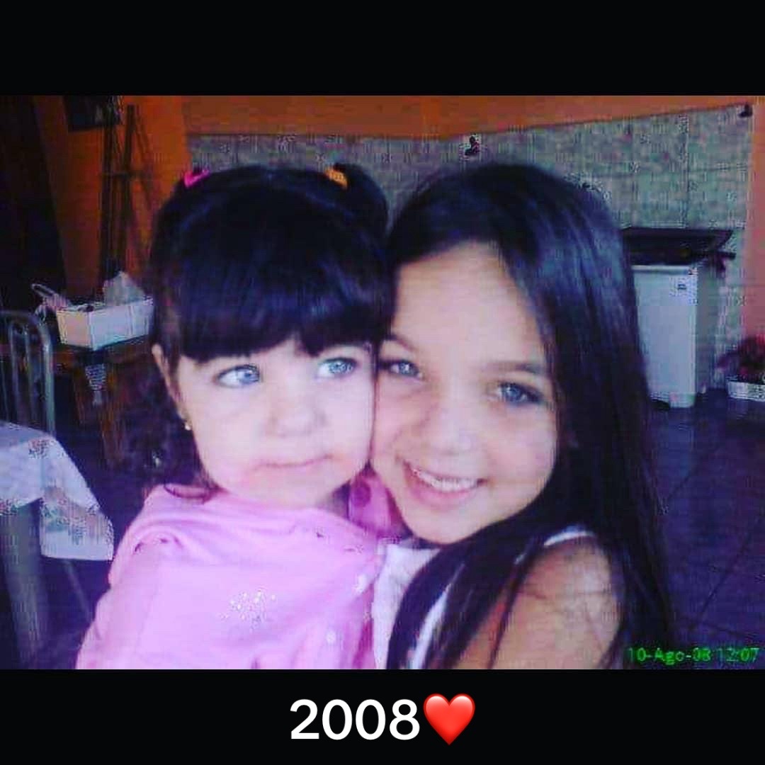 @Emillypeerez
