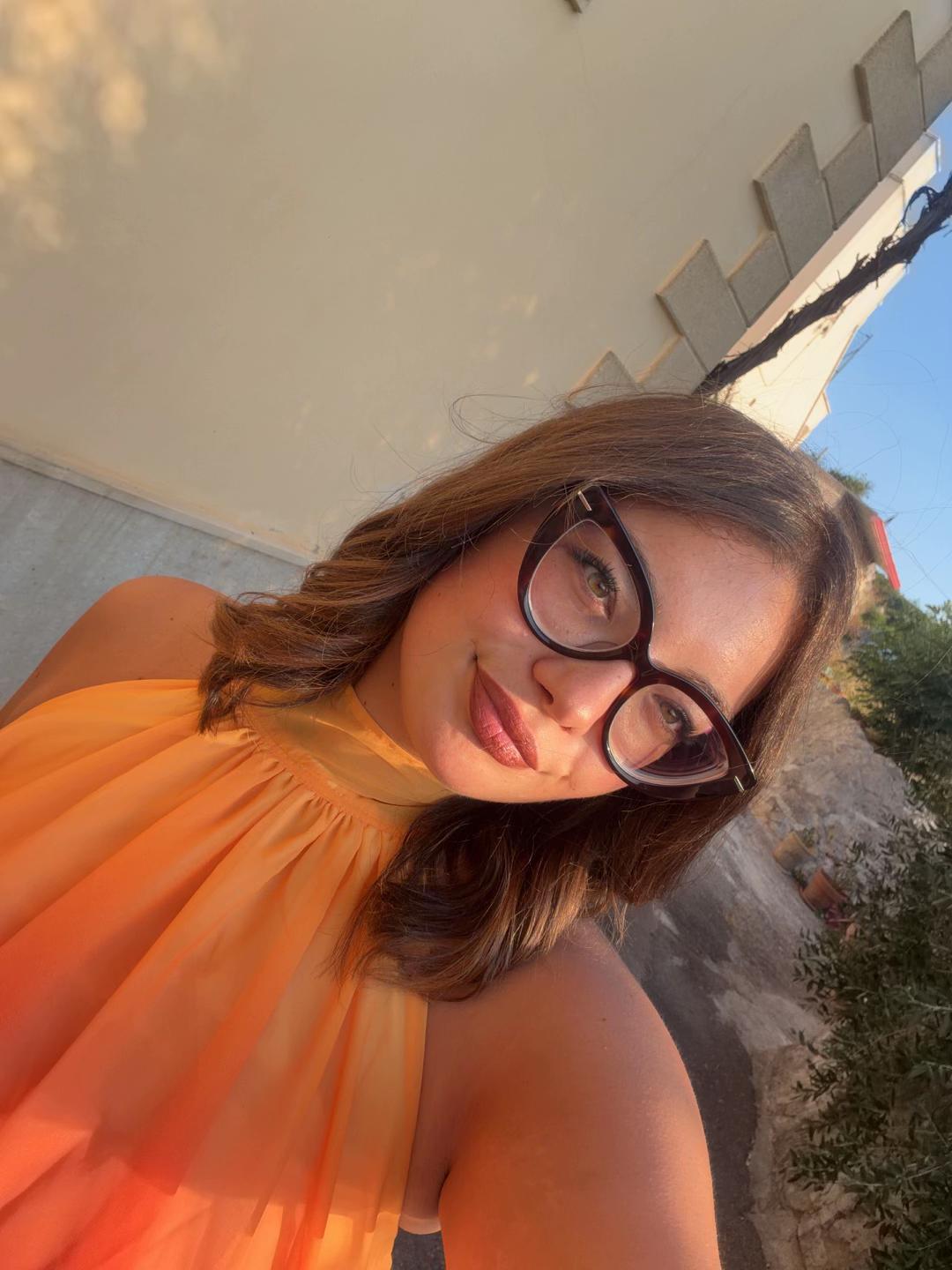 @😇