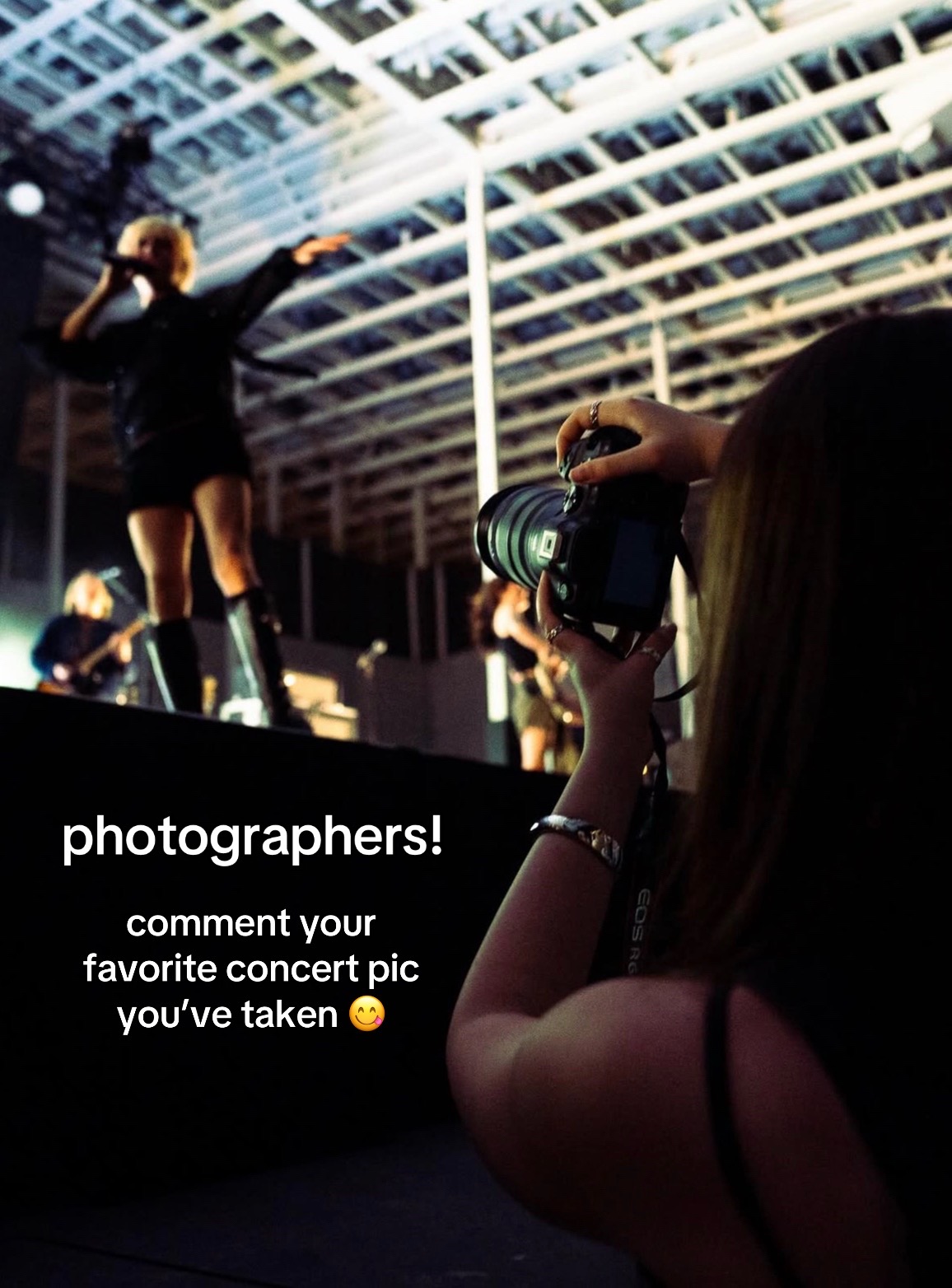@claire | live music photog