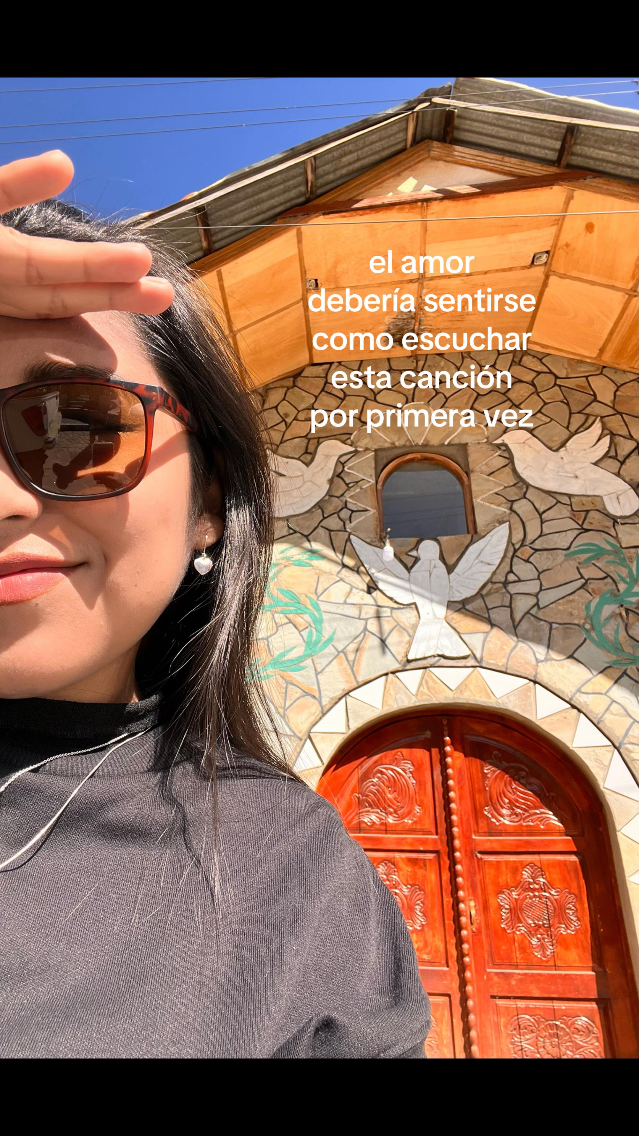 @Nicol Anali 🦋