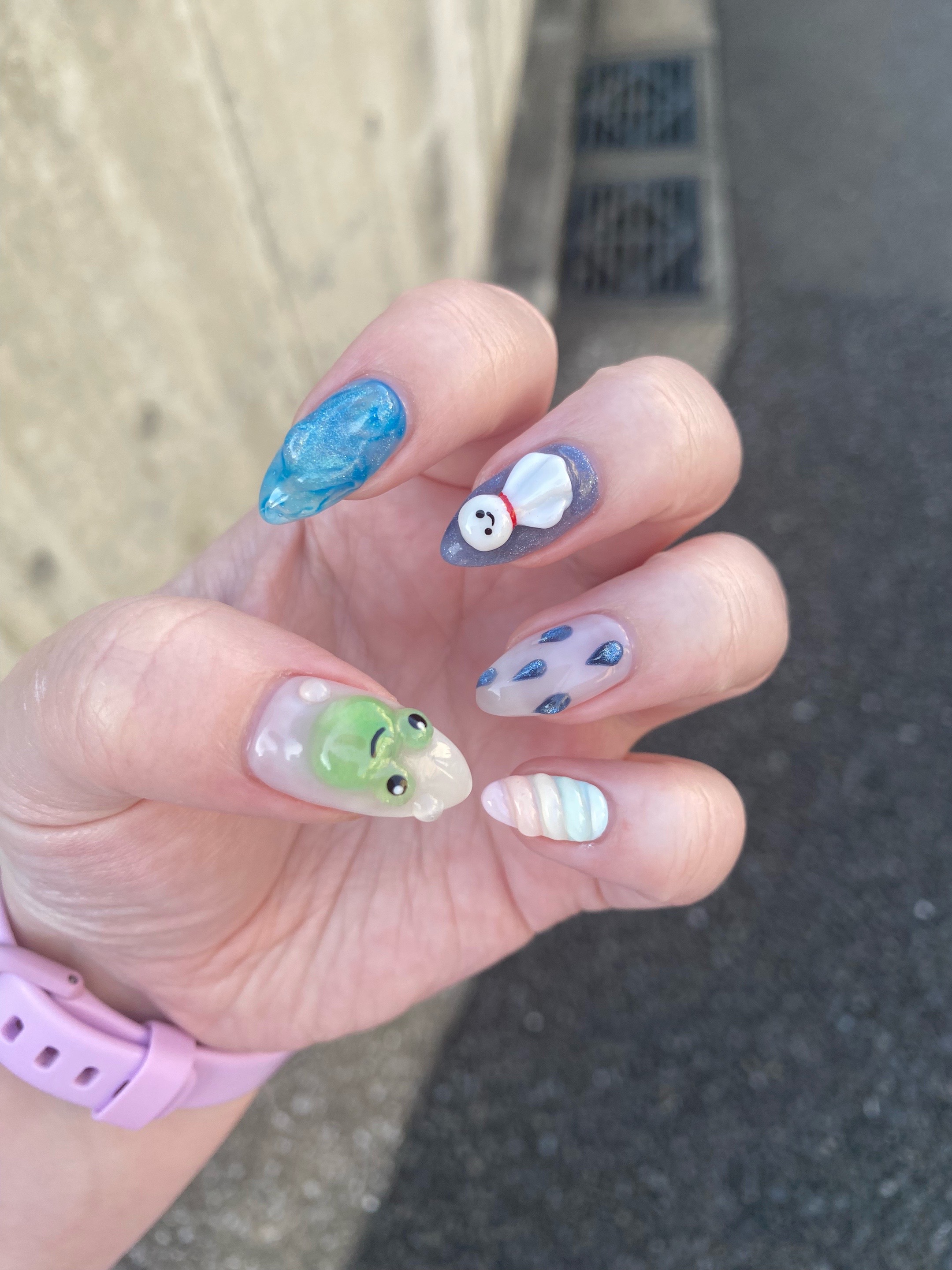 @テイラー