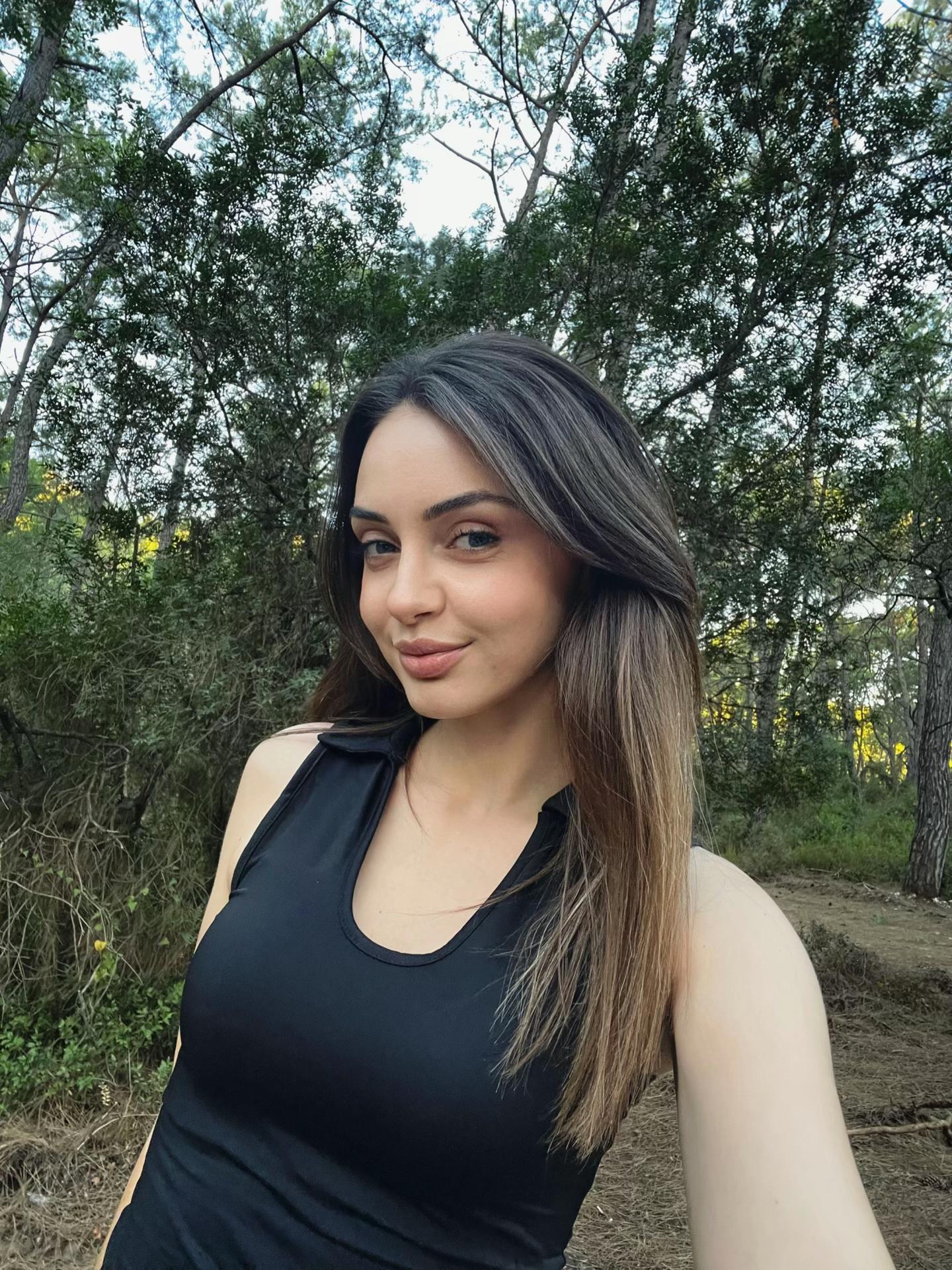 @👸